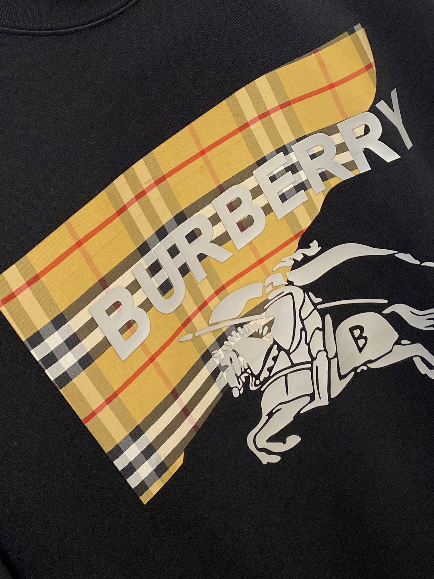 Burberry Basic Clothing Cotton M-l-xl