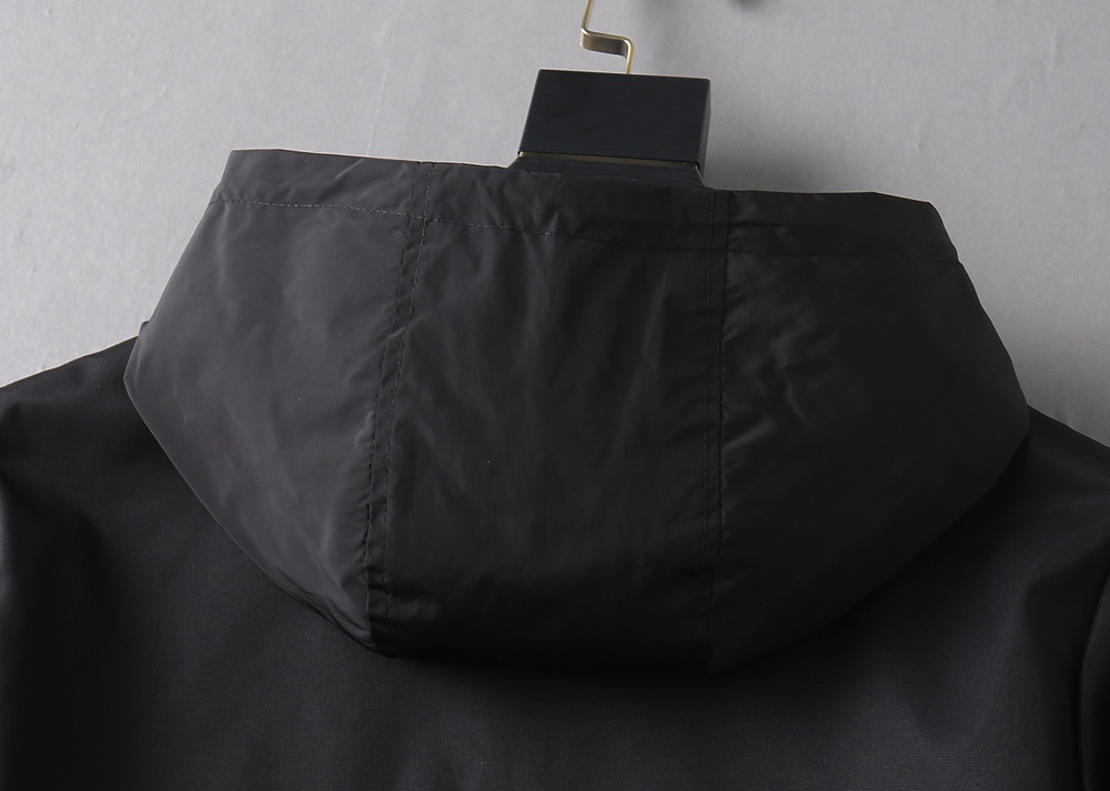 Moncler Jacket M-l-xl
