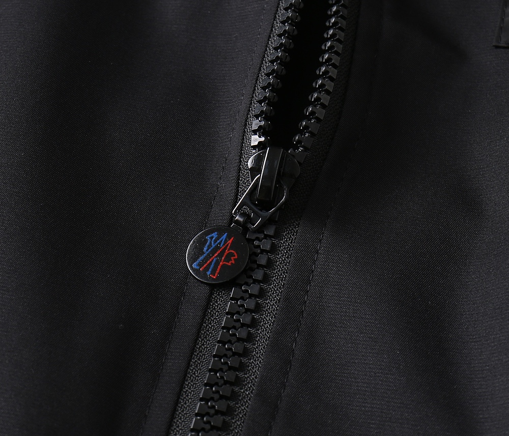 Moncler Jacket M-l-xl