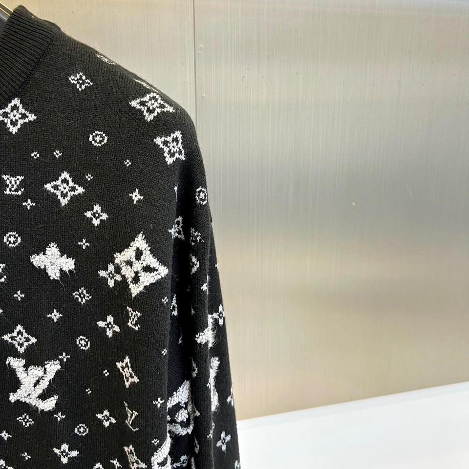 Louis Vuitton Basic Clothing Cotton White Loose Fit M-50