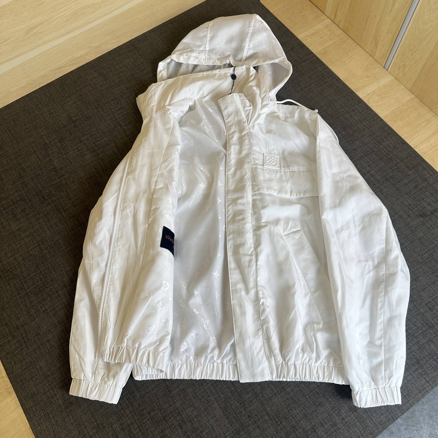 Louis Vuitton Couple Basic Clothing S-m-l-xl