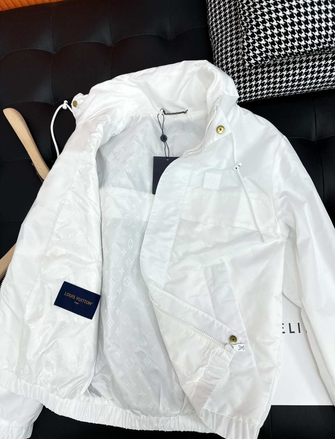 Louis Vuitton Basic Clothing Hooded S-m-l-xl