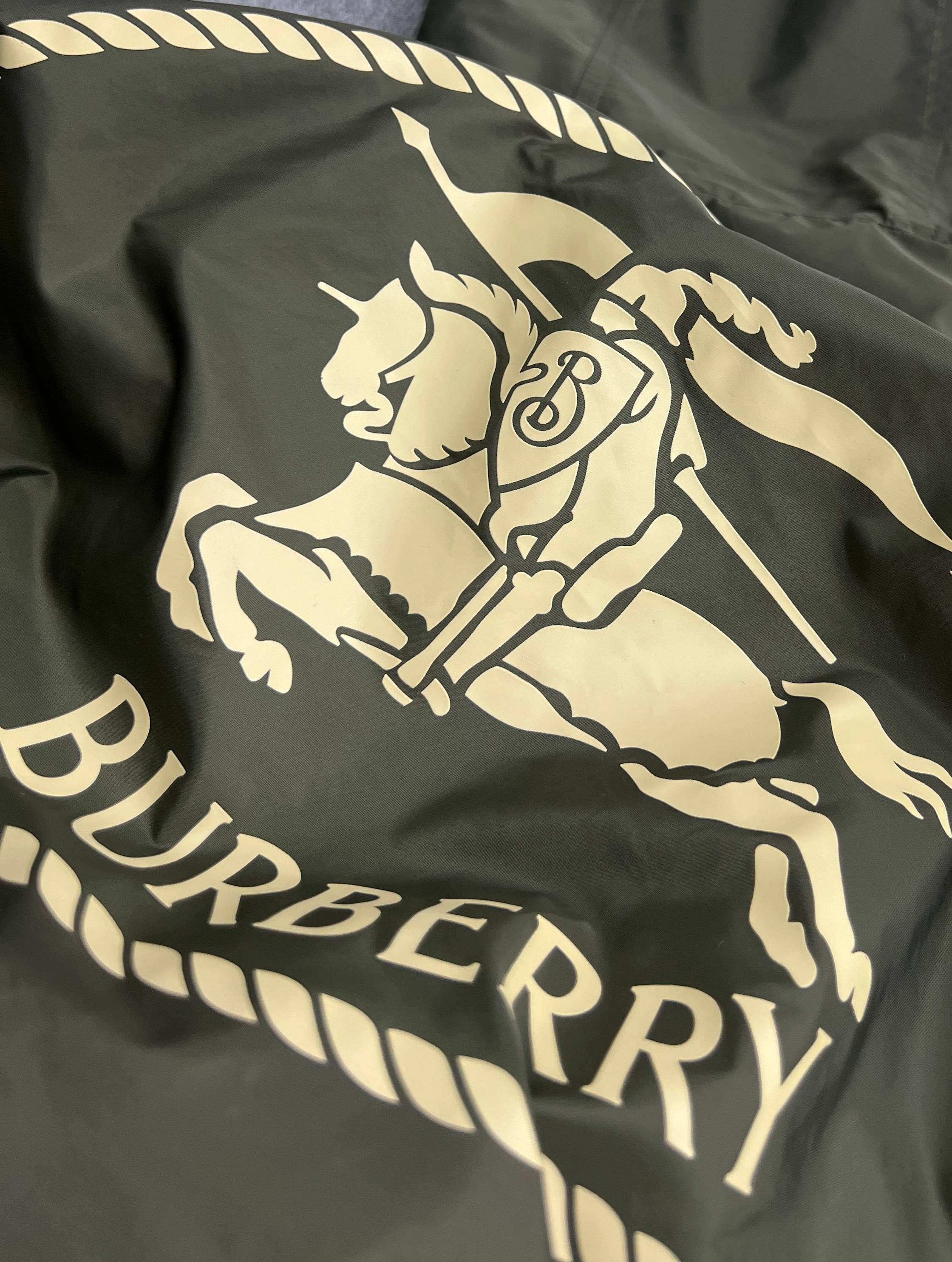 Burberry Basic Clothing Printed M-xl
