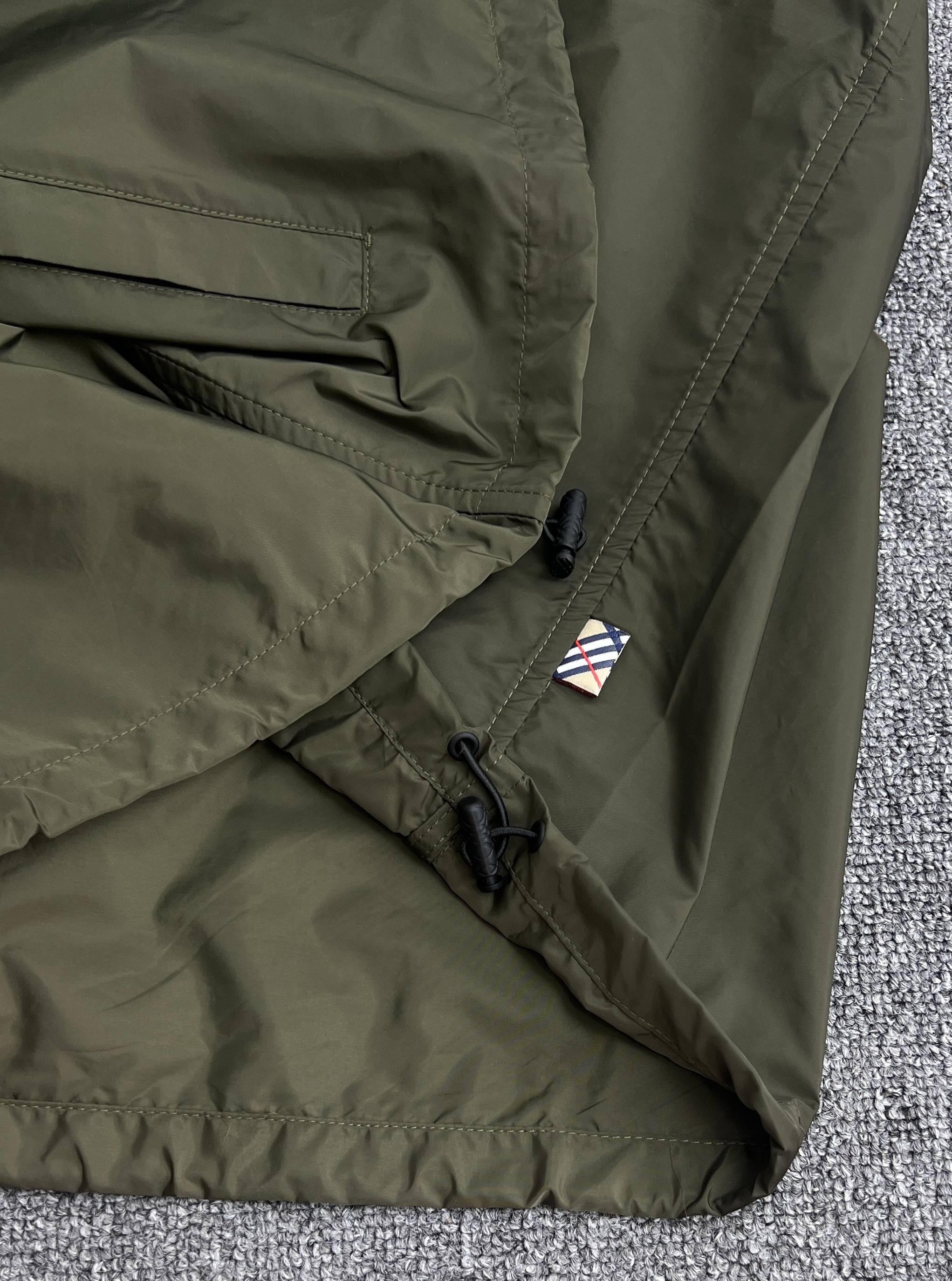Burberry Basic Clothing Printed M-xl