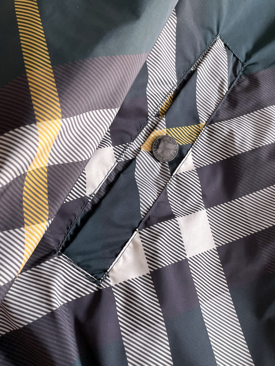 Burberry Jacket M-xxxl