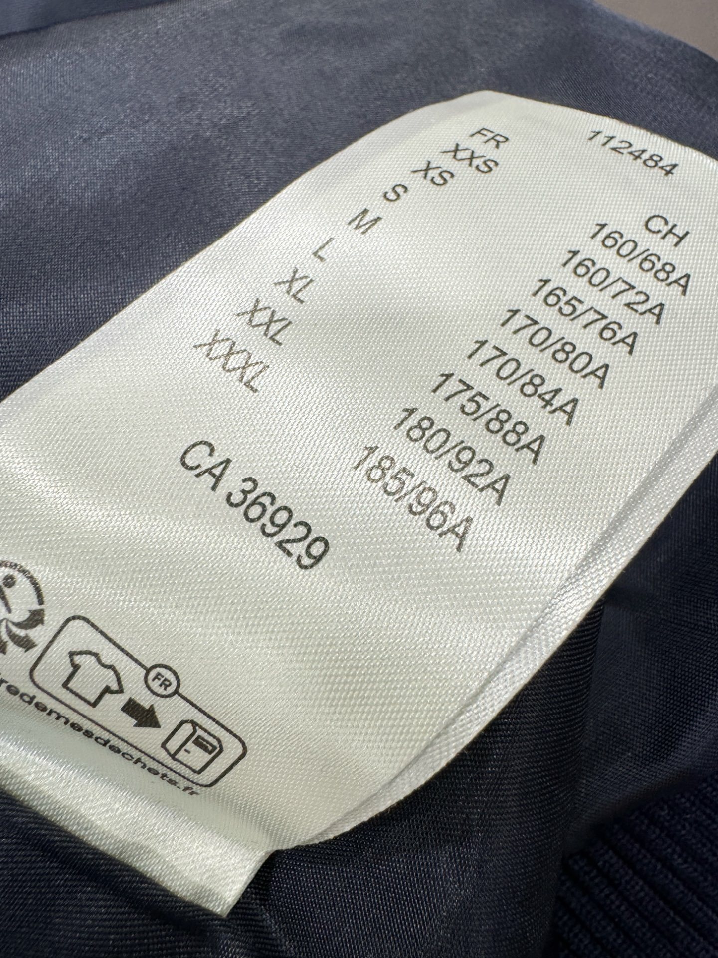 Louis Vuitton Basic Clothing L
