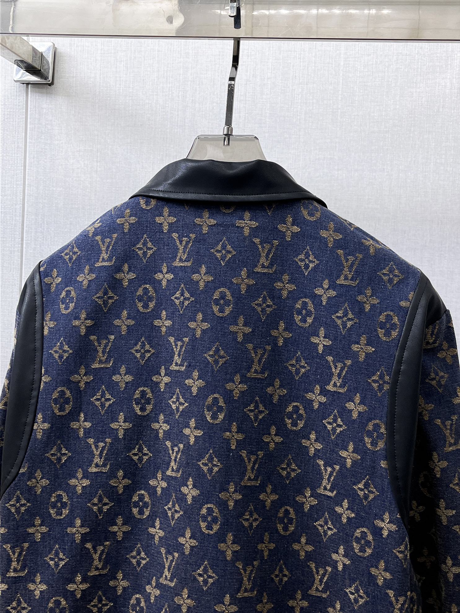 Louis Vuitton Male Jacket S-m-l-xl