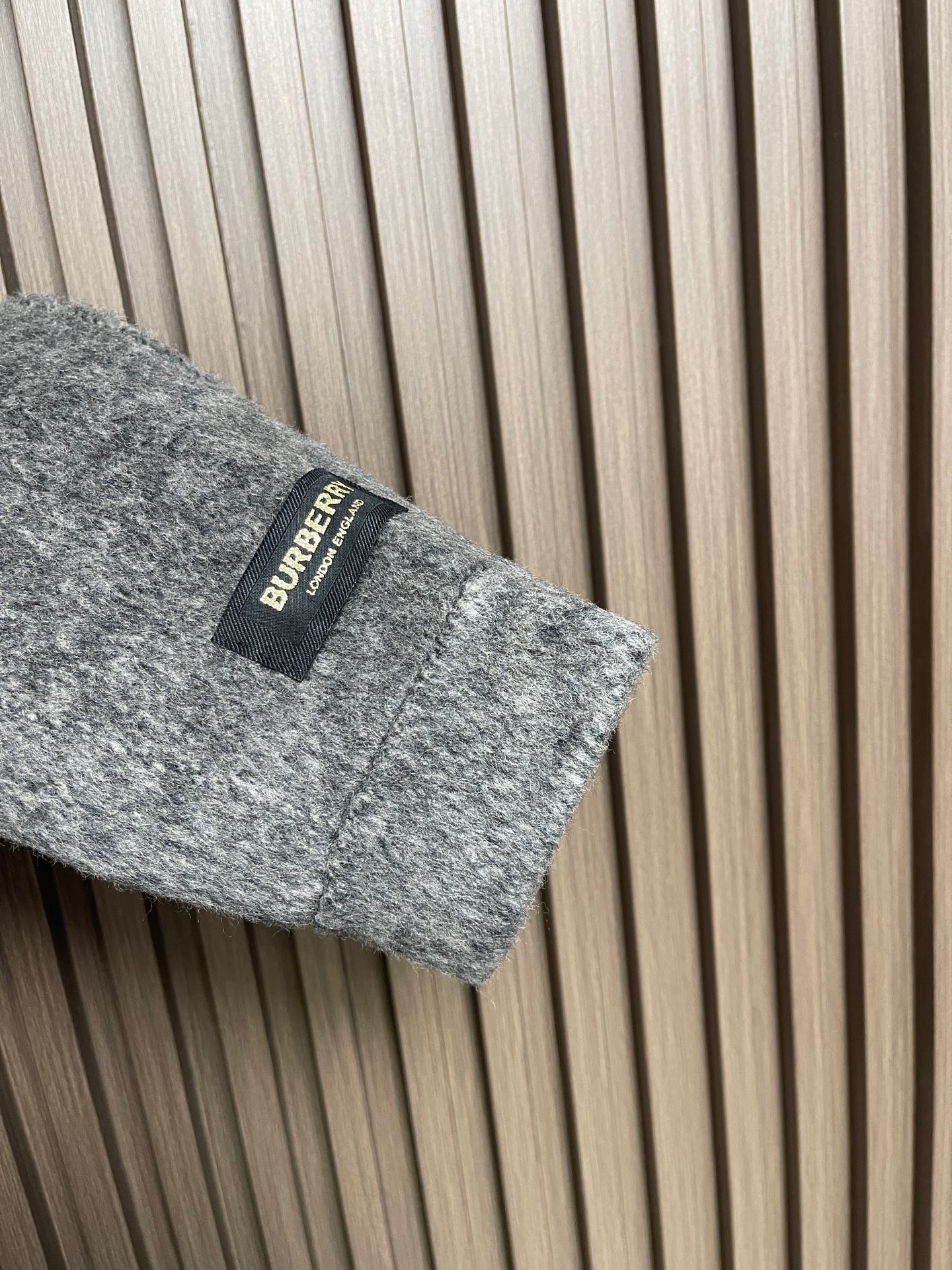 Burberry Male Basic Clothing Wool S-m-xl
