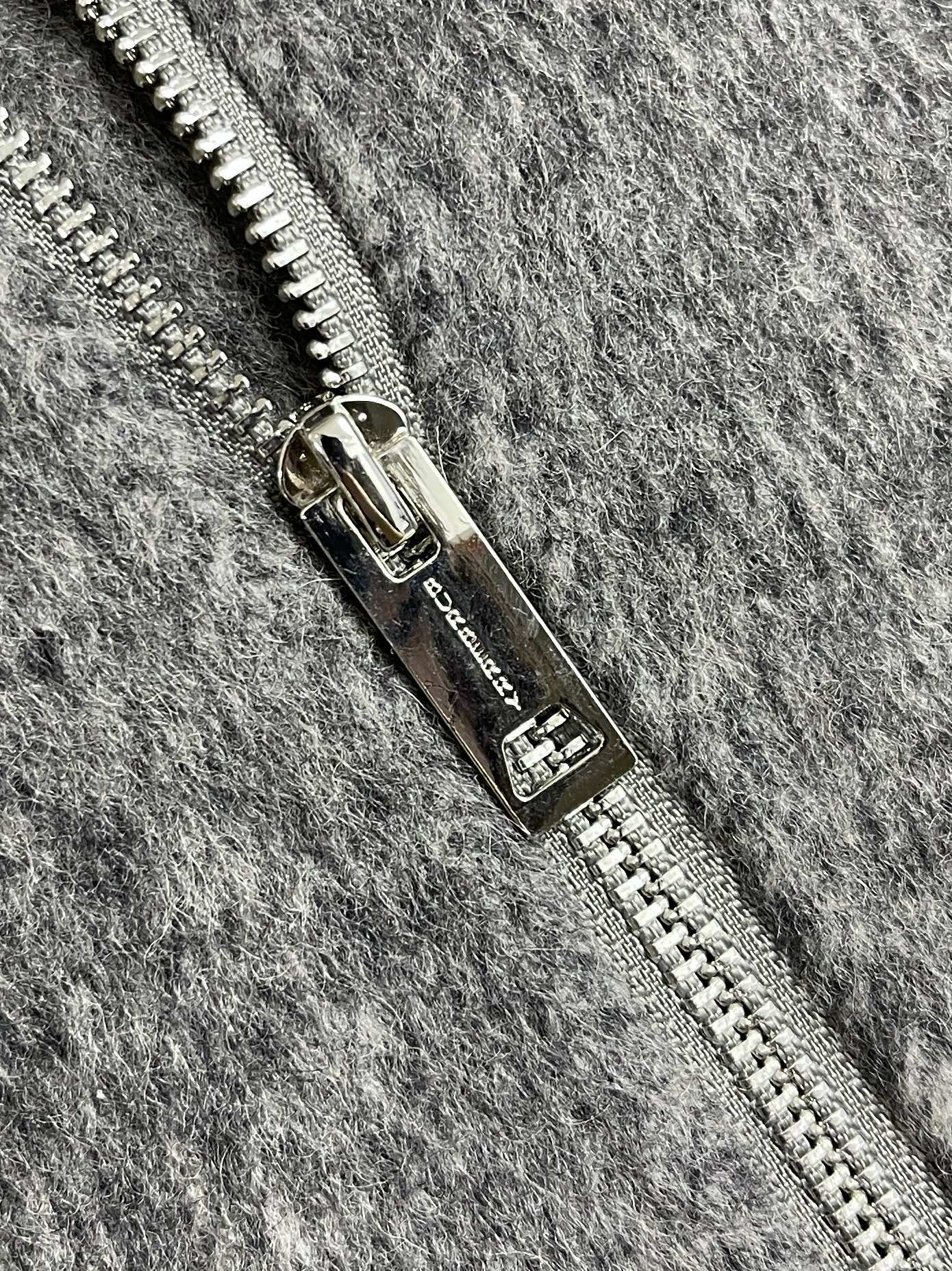 Burberry Male Basic Clothing Wool S-m-xl