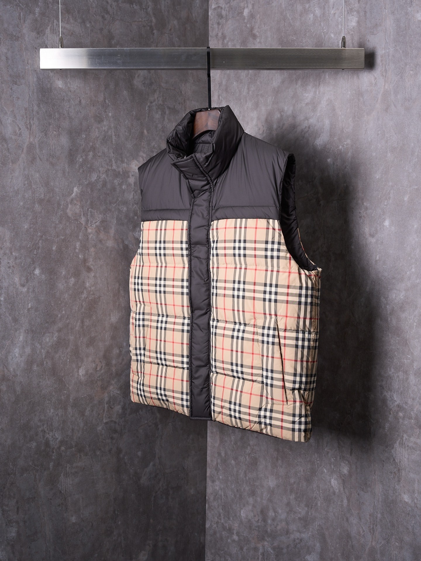 Burberry Down Vest S-m-l-xl