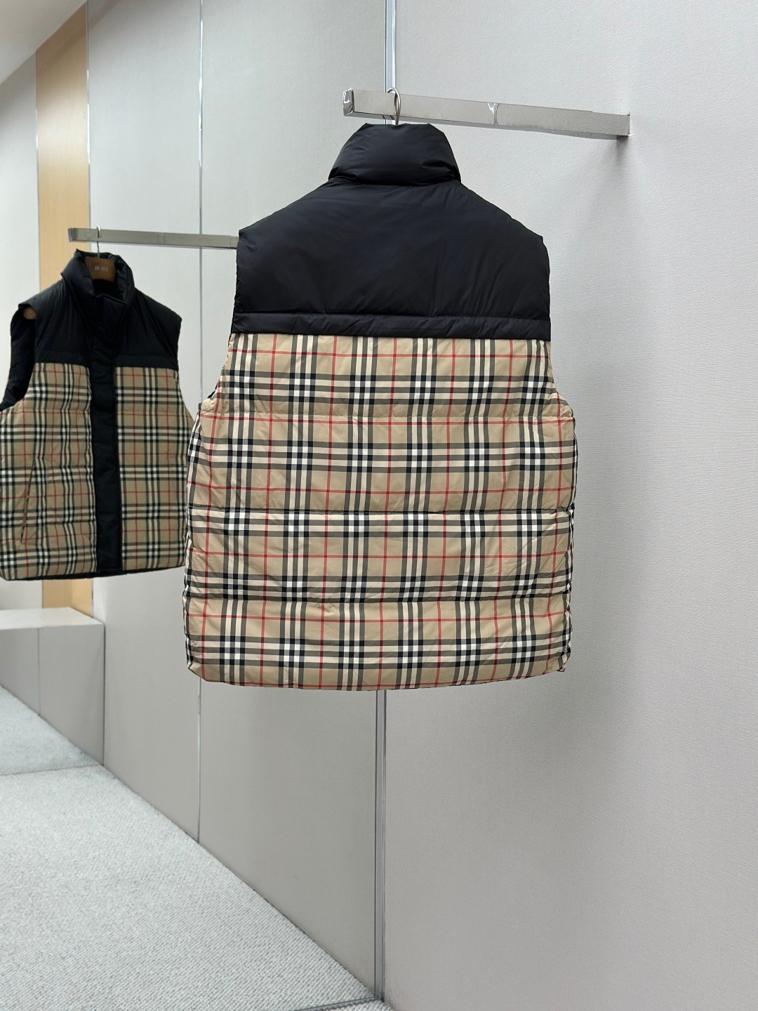 Burberry Down Vest S-m-l-xl