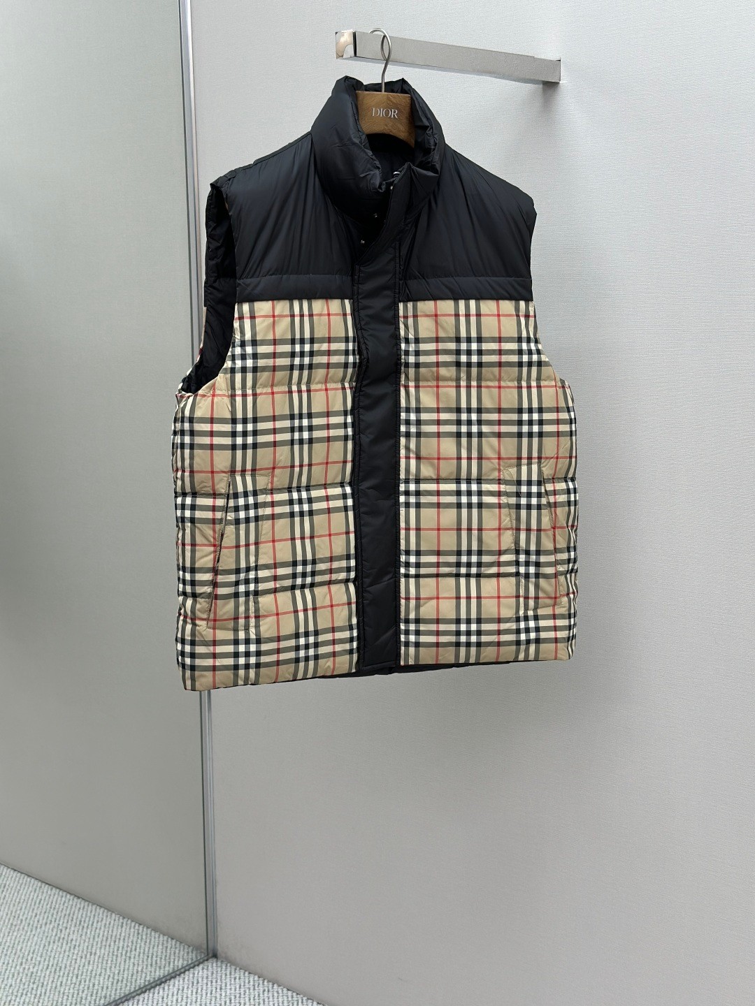Burberry Down Vest S-m-l-xl