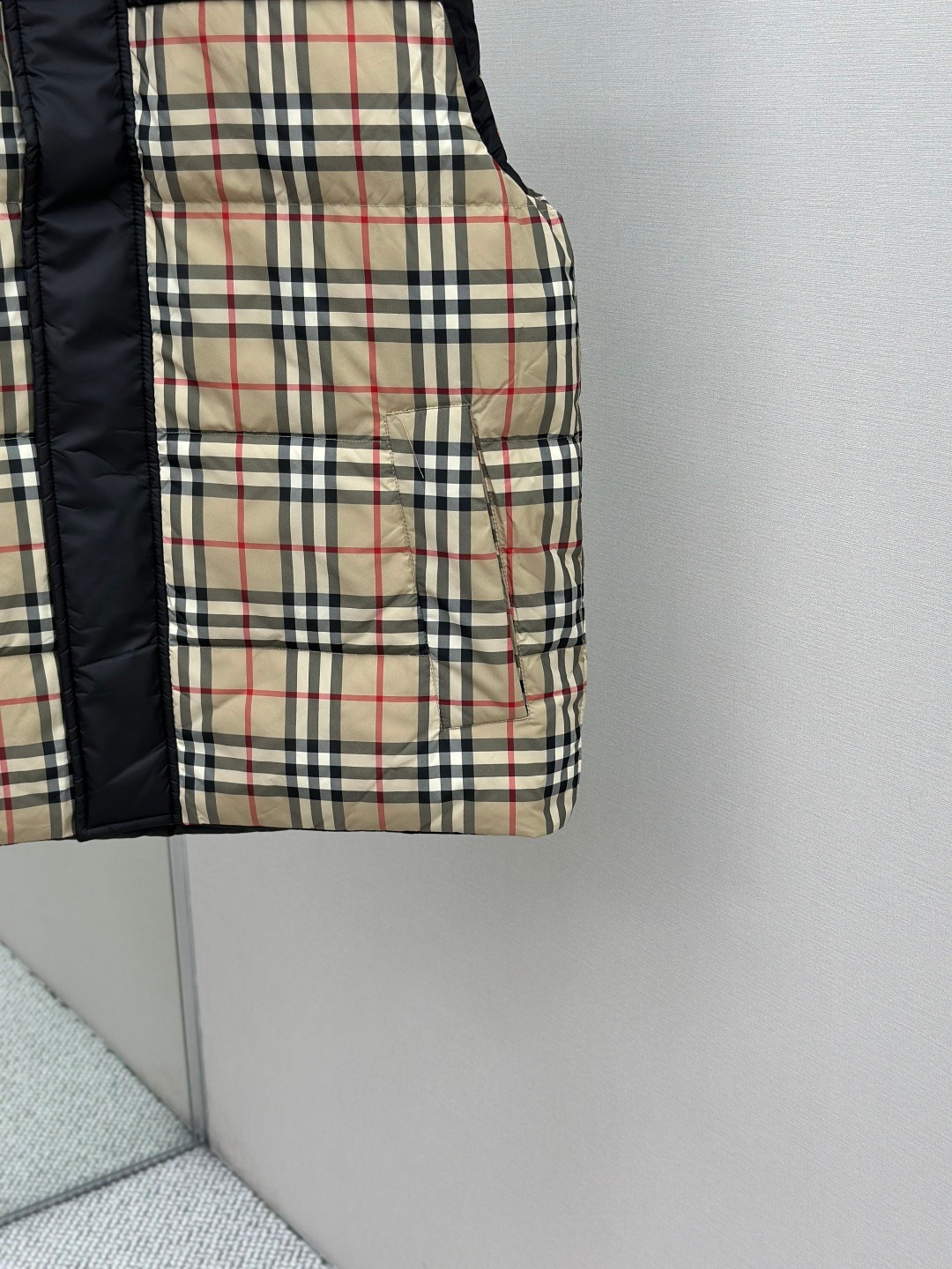 Burberry Down Vest S-m-l-xl