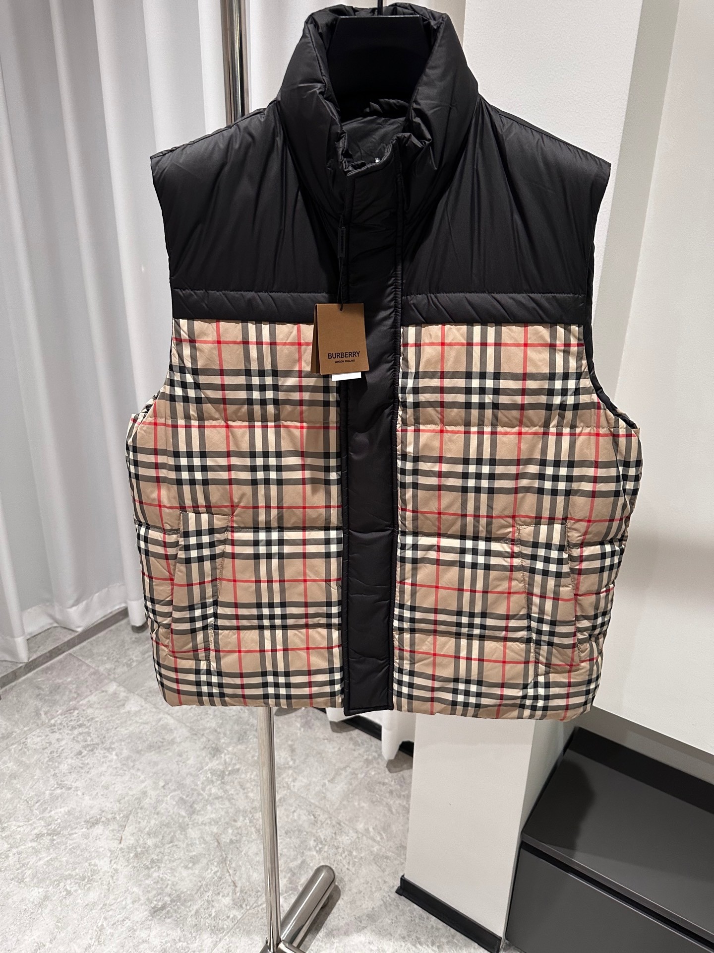 Burberry Down Jacket Cotton Black S-m-xl