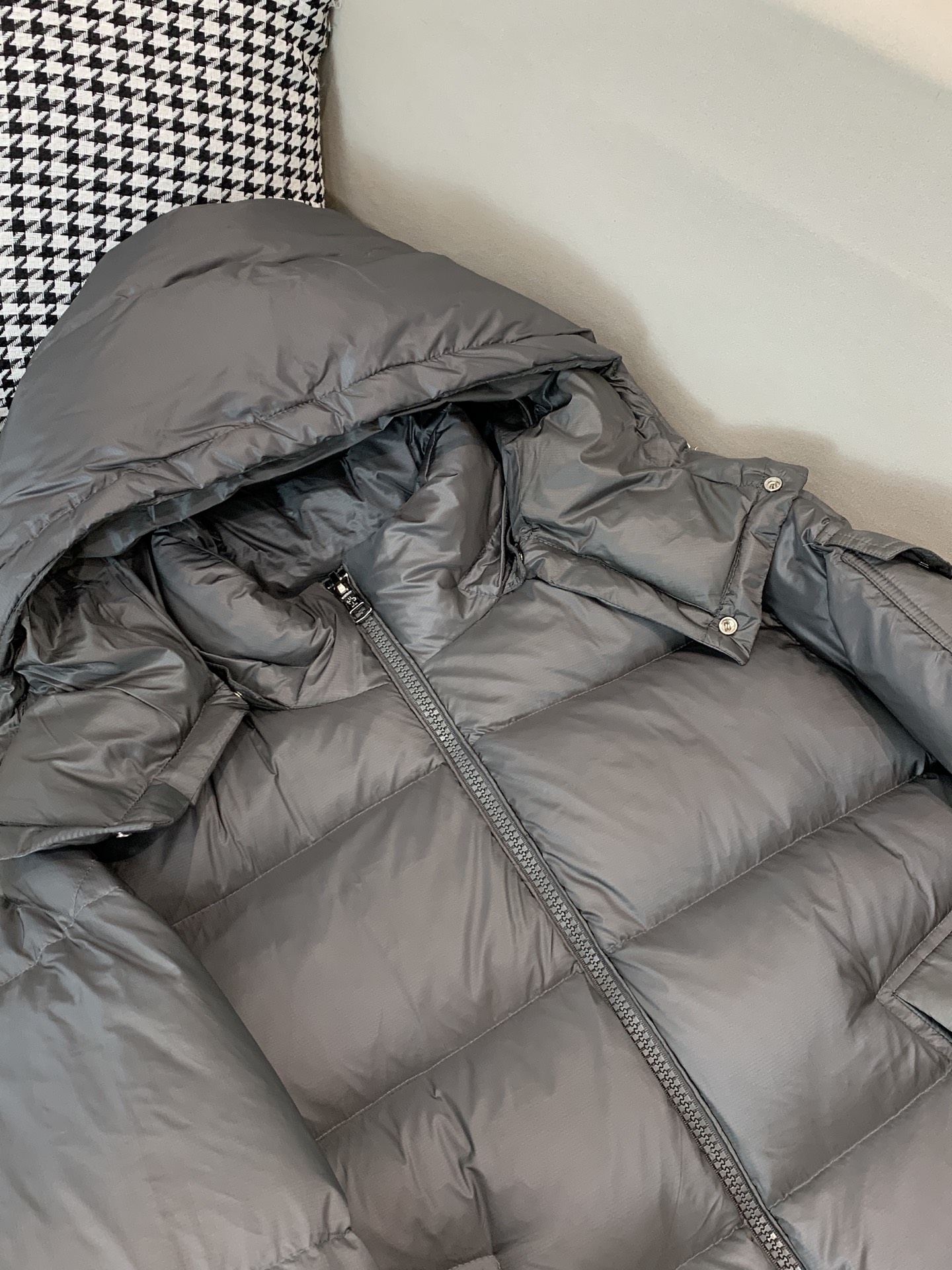 Moncler Male Down Jacket White Duck Down Black Hooded S-m-l