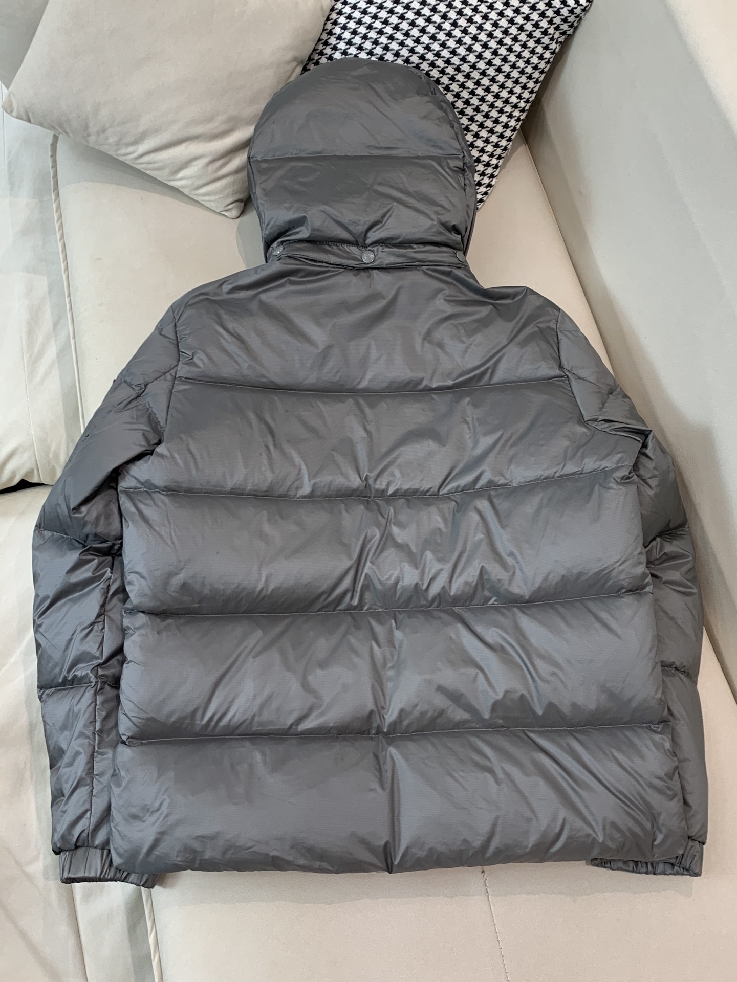 Moncler Male Down Jacket White Duck Down Black Hooded S-m-l