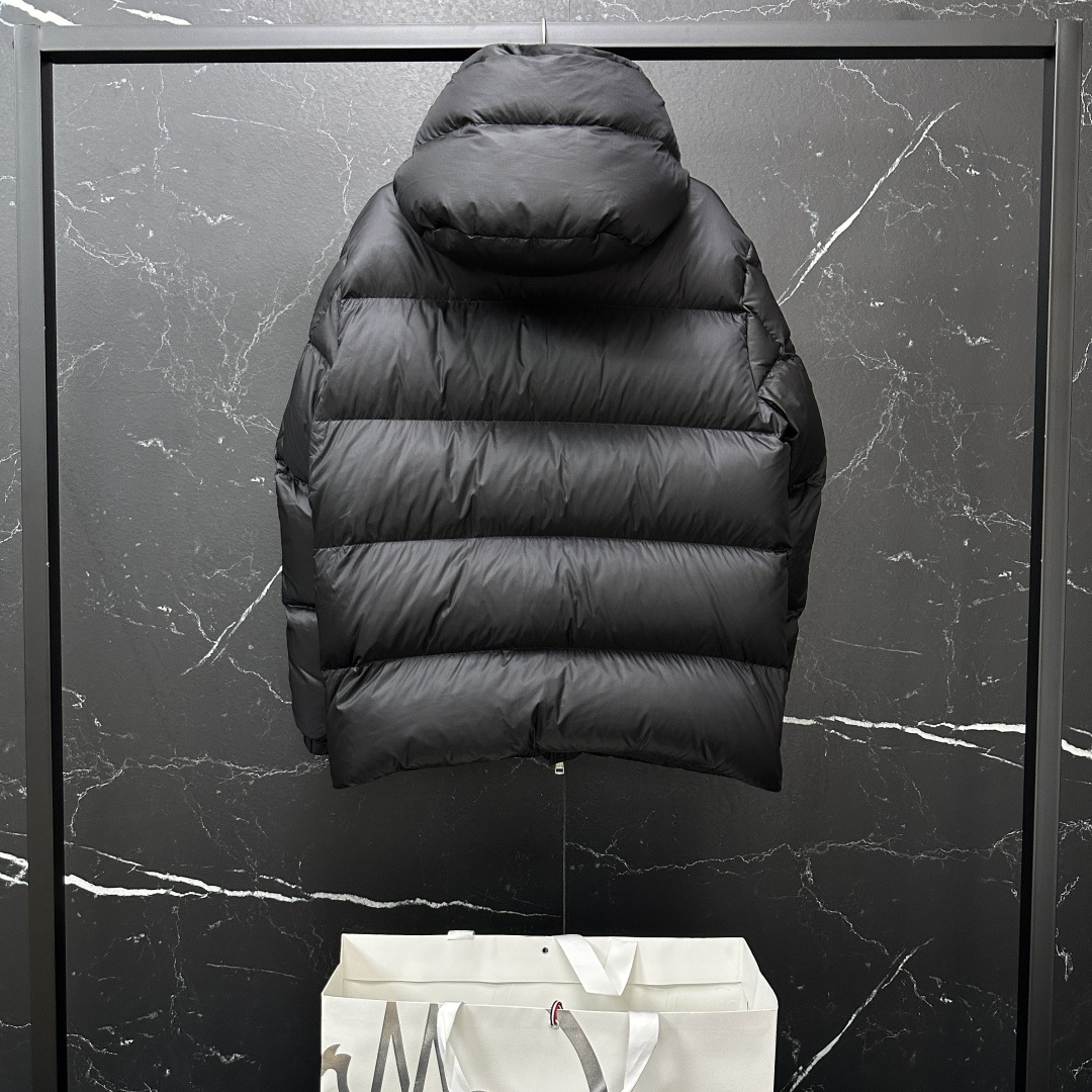 Moncler Female Down Jacket Black Hooded M-l-xl