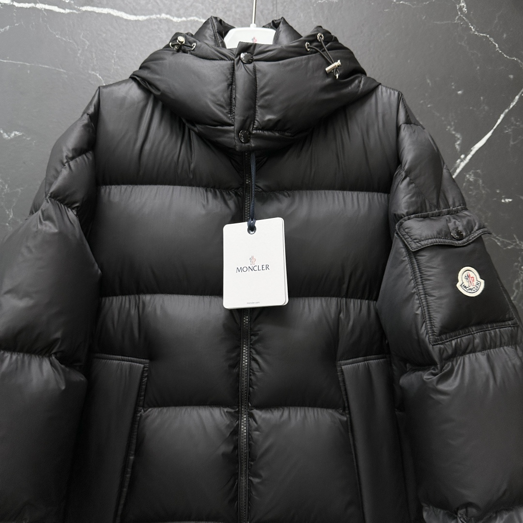 Moncler Female Down Jacket Black Hooded M-l-xl