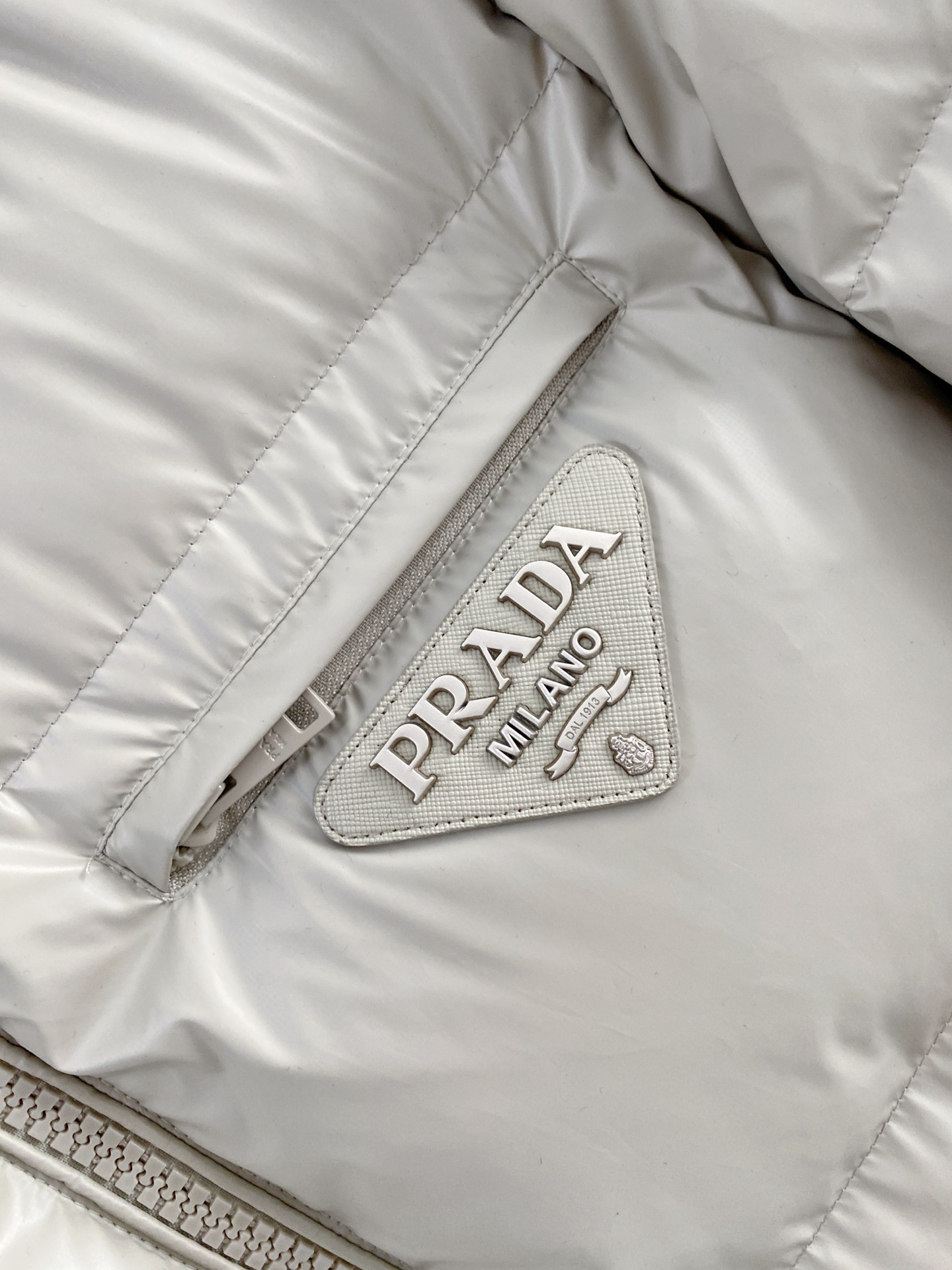Prada Down Jacket S-m-l-xl