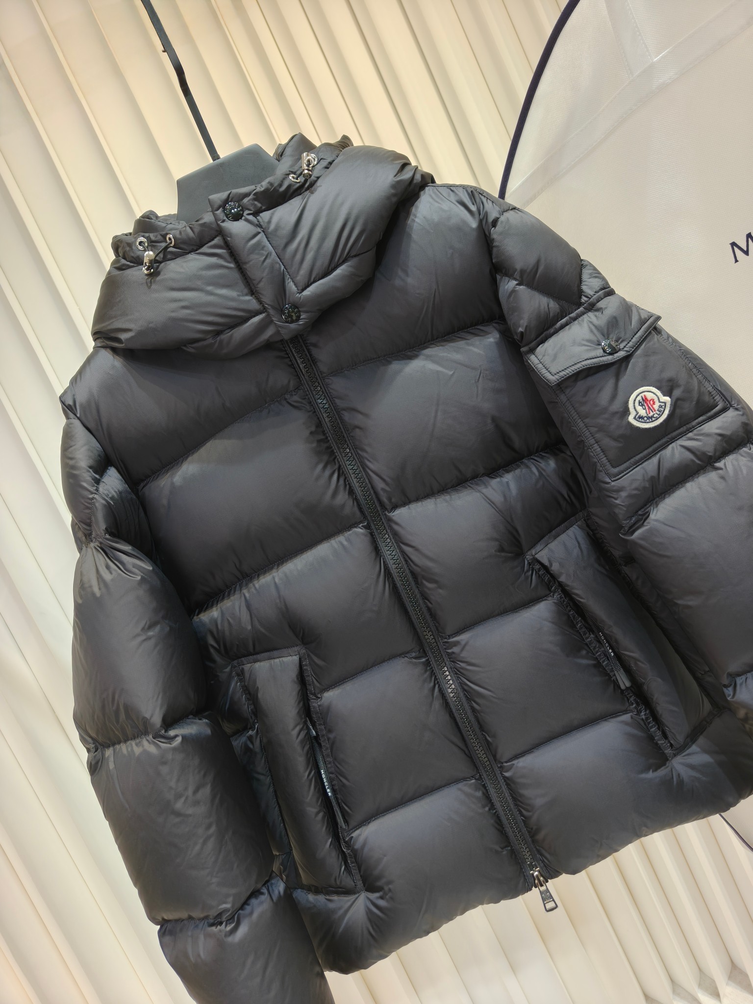 Moncler Down Jacket Black Hooded M-l-xl