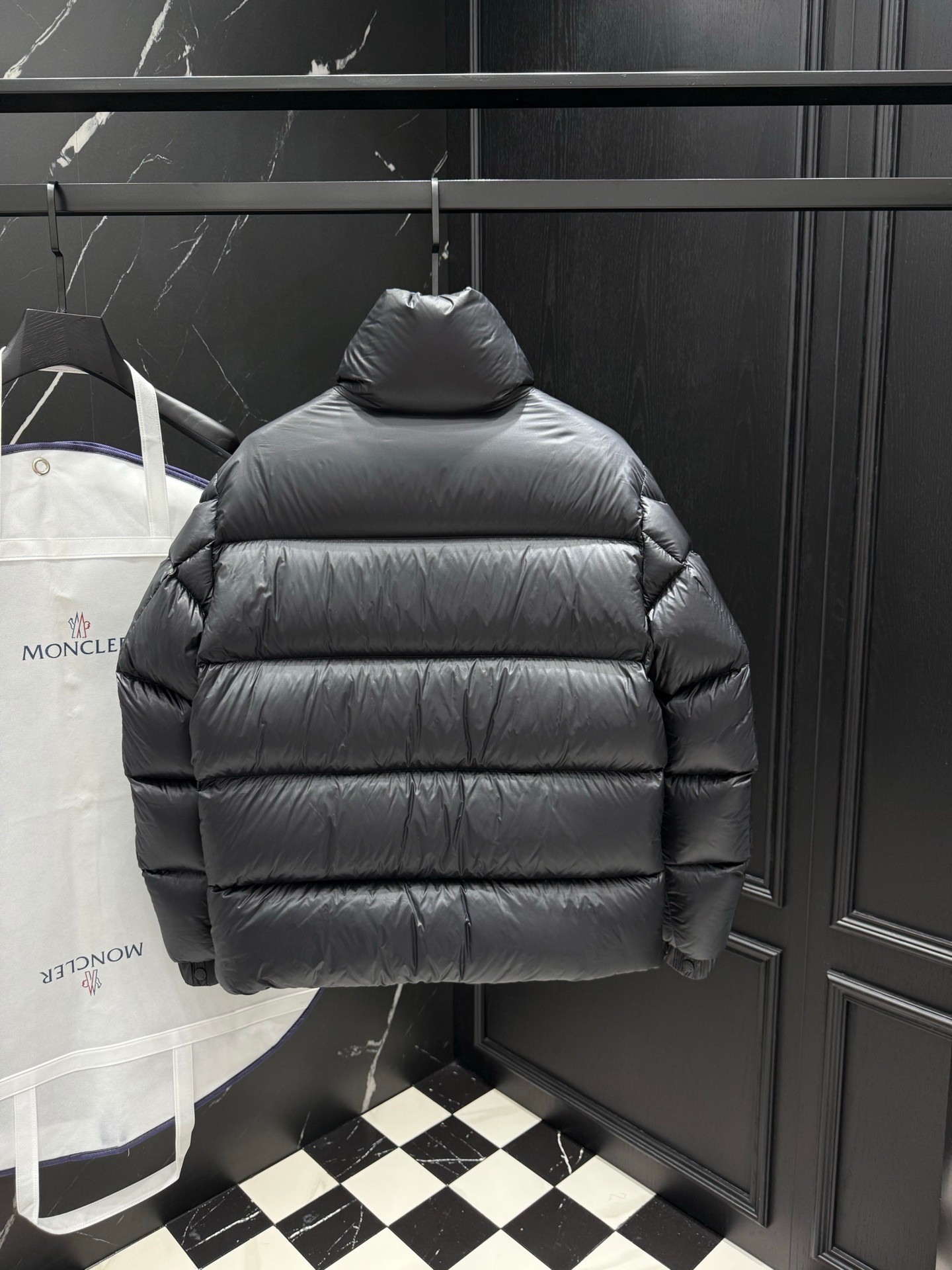 Moncler Basic Clothing M-l