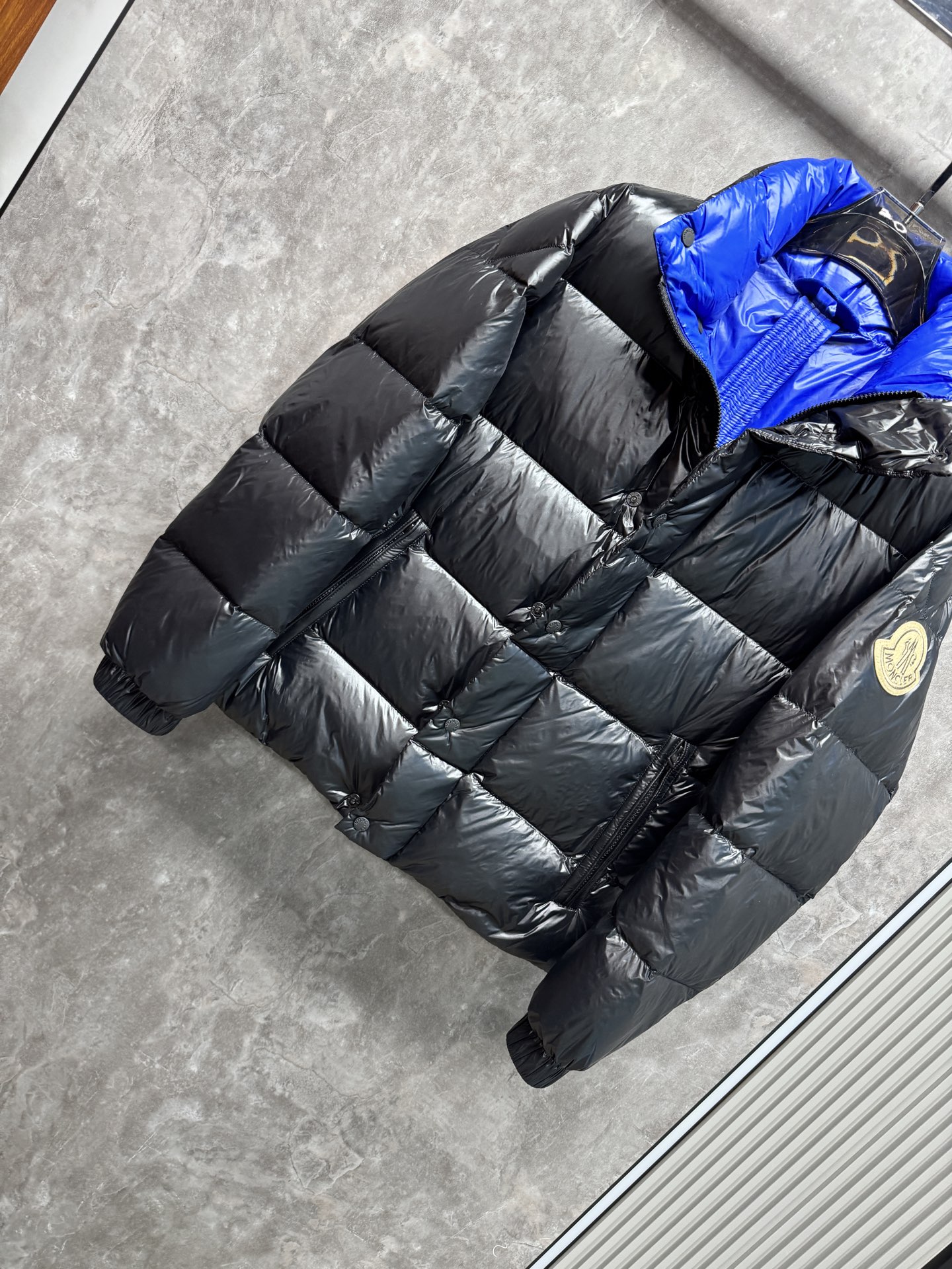 Moncler Down Jacket Black M-l-xl