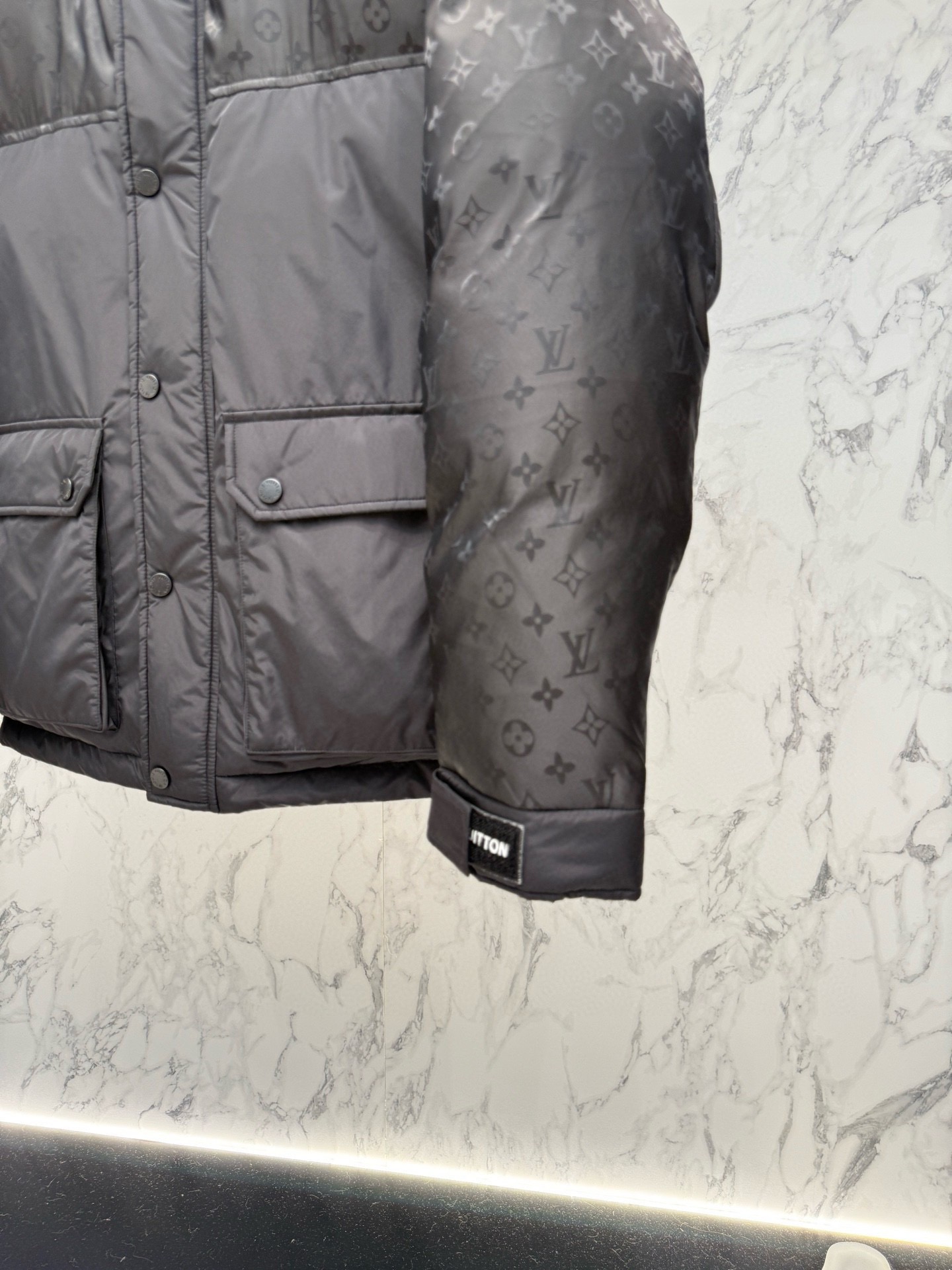 Louis Vuitton Down Jacket S-m-l-xl