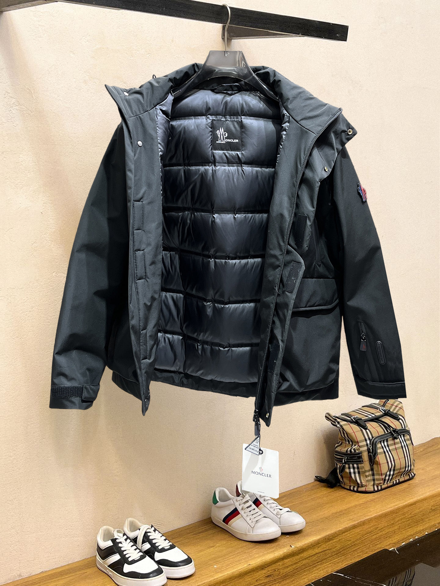 Moncler Down Jacket S-m-l-xl