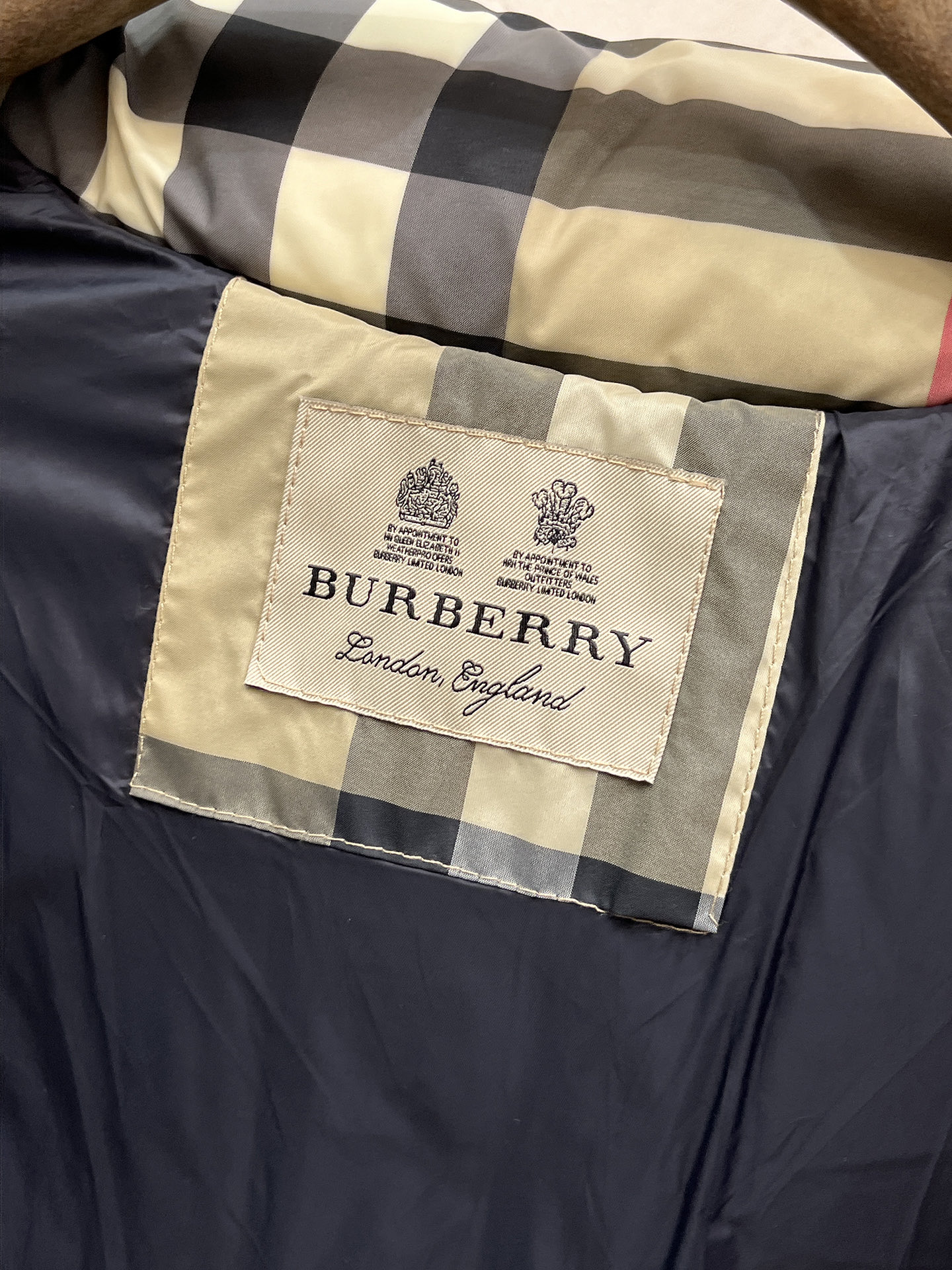 Burberry Down Jacket S-m-l-xl