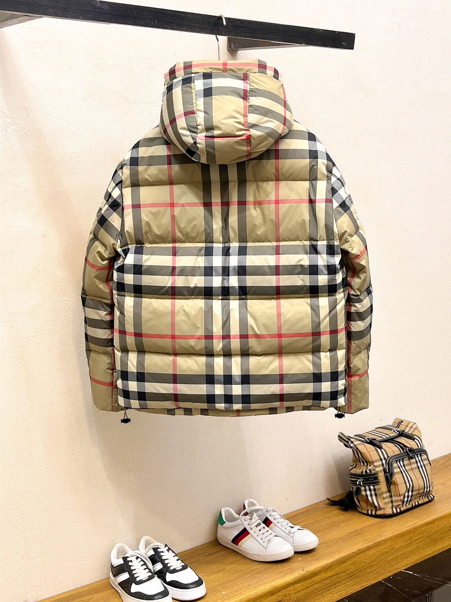 Burberry Down Jacket S-m-l-xl