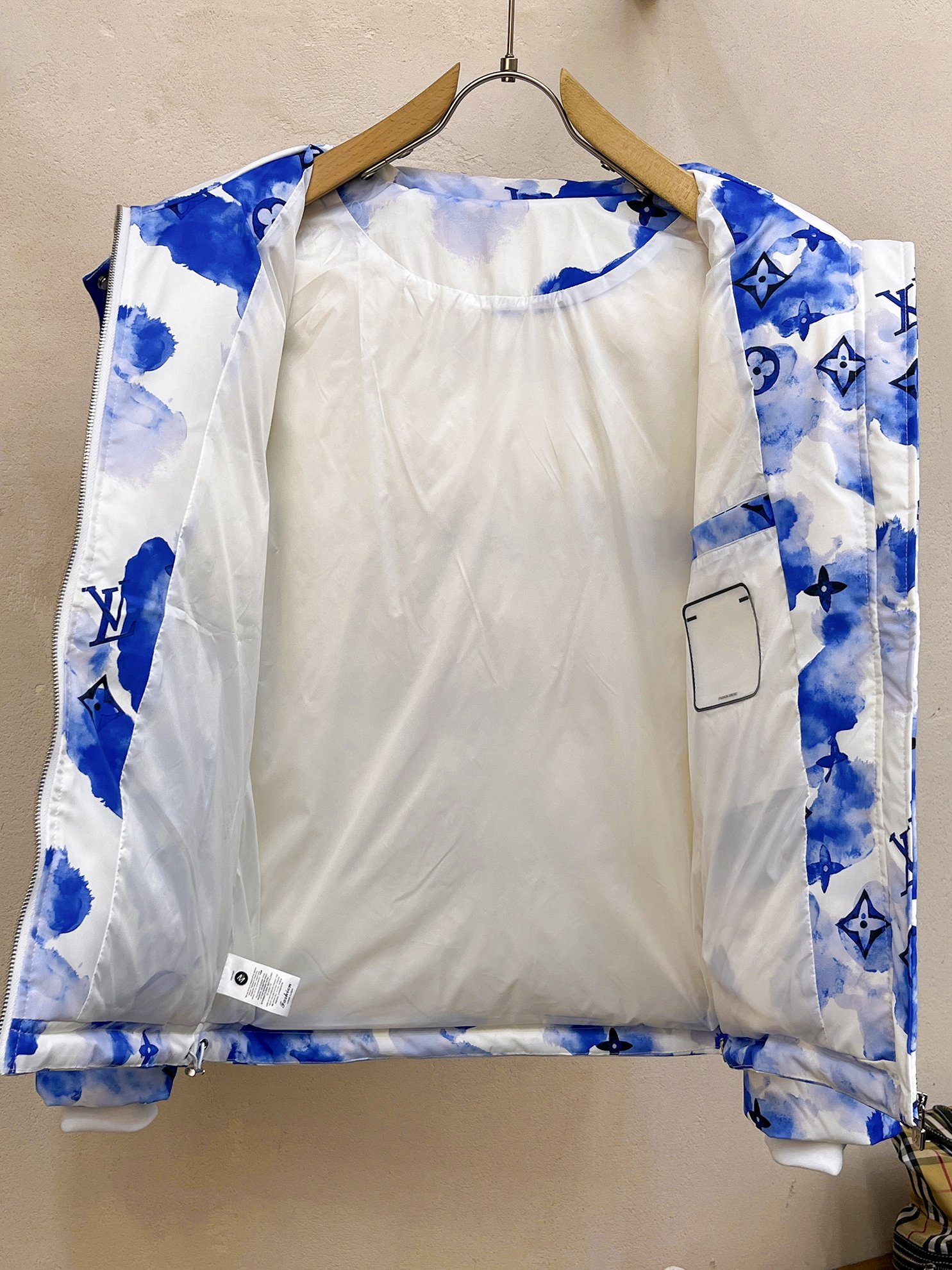 Louis Vuitton Down Jacket S-m-l-xl