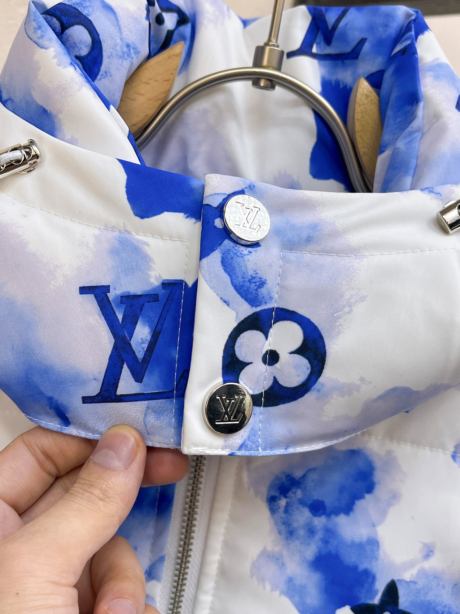 Louis Vuitton Down Jacket S-m-l-xl