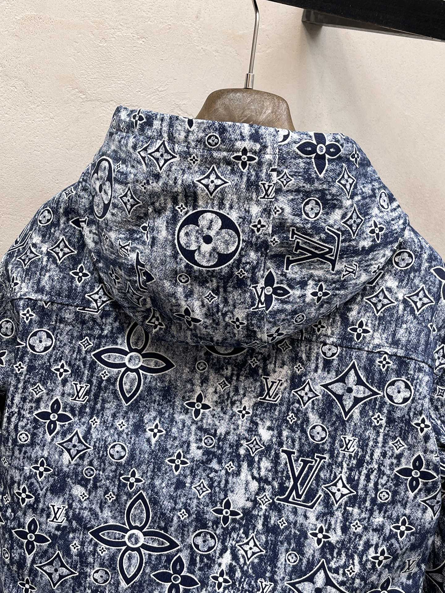 Louis Vuitton Down Jacket S-m-l-xl