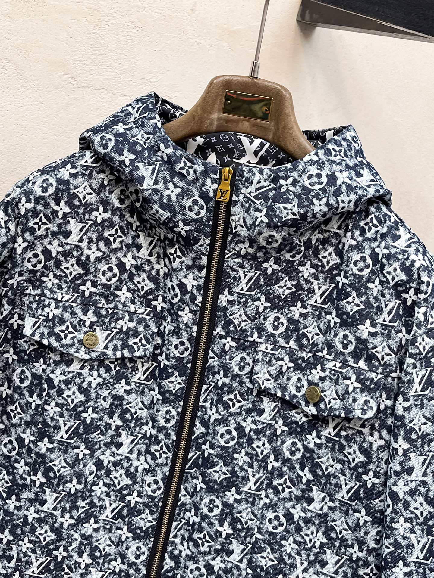 Louis Vuitton Down Jacket S-m-l-xl