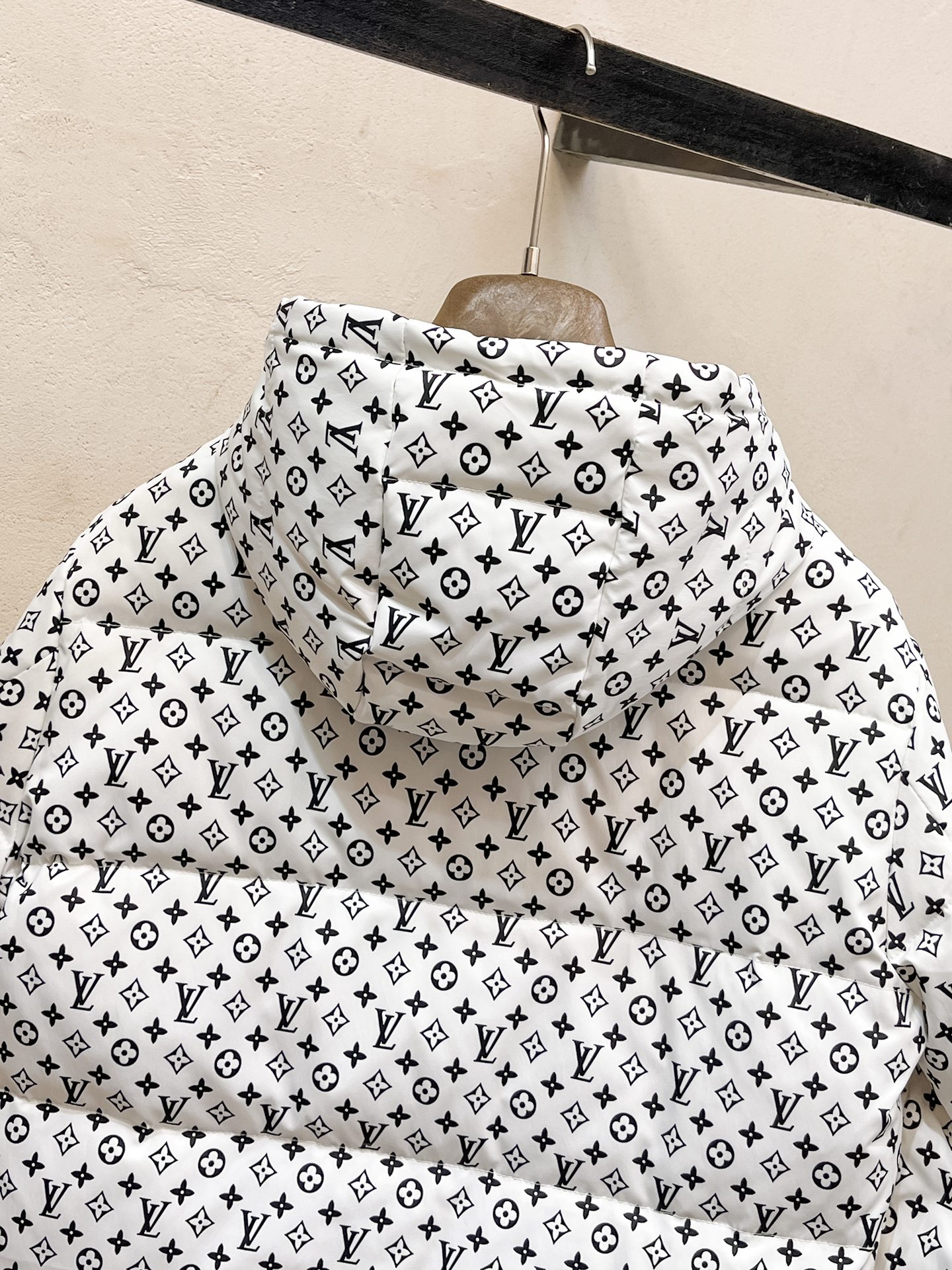 Louis Vuitton Down Jacket S-m-l-xl