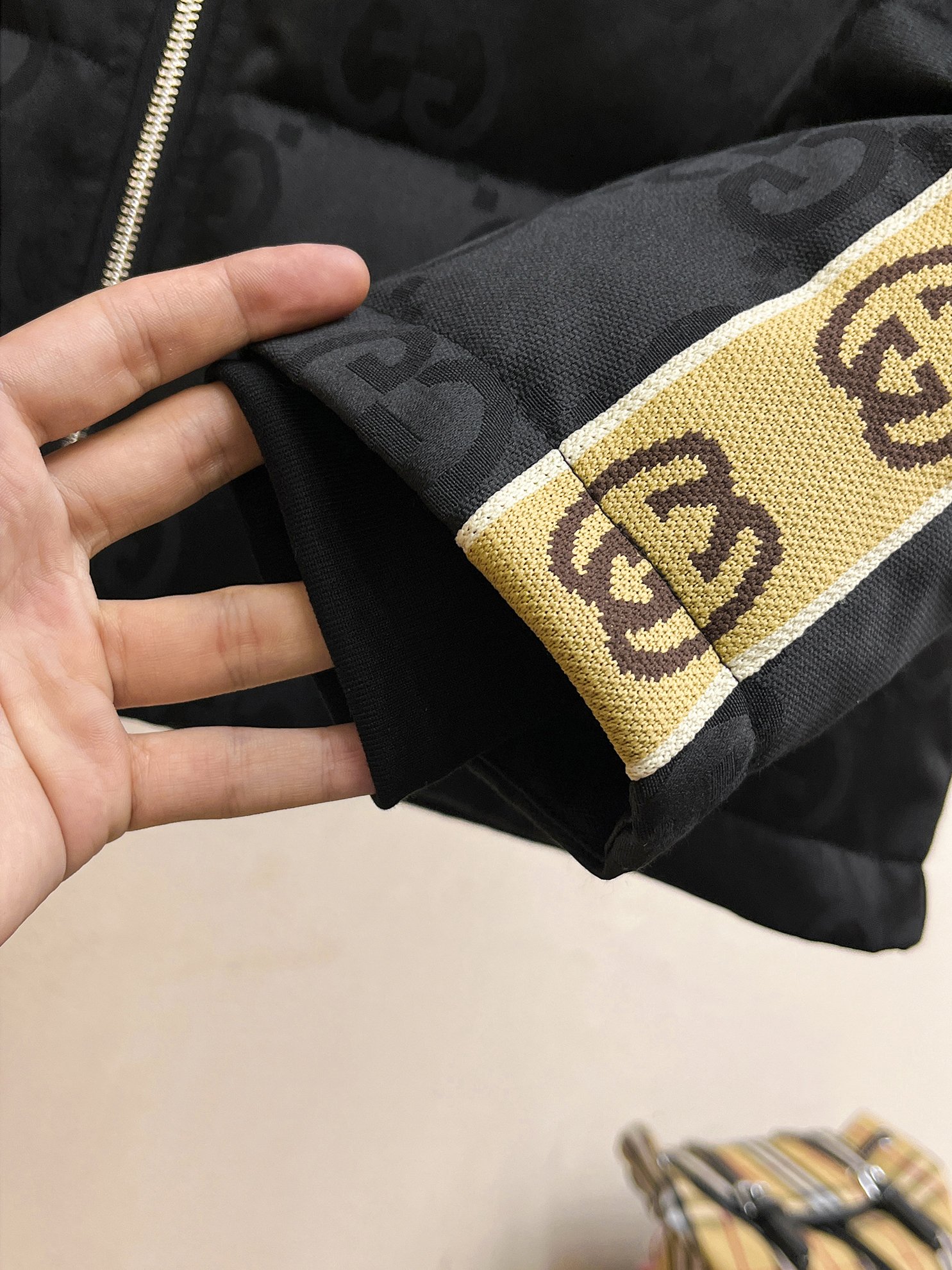 Gucci Down Jacket S-m-l-xl