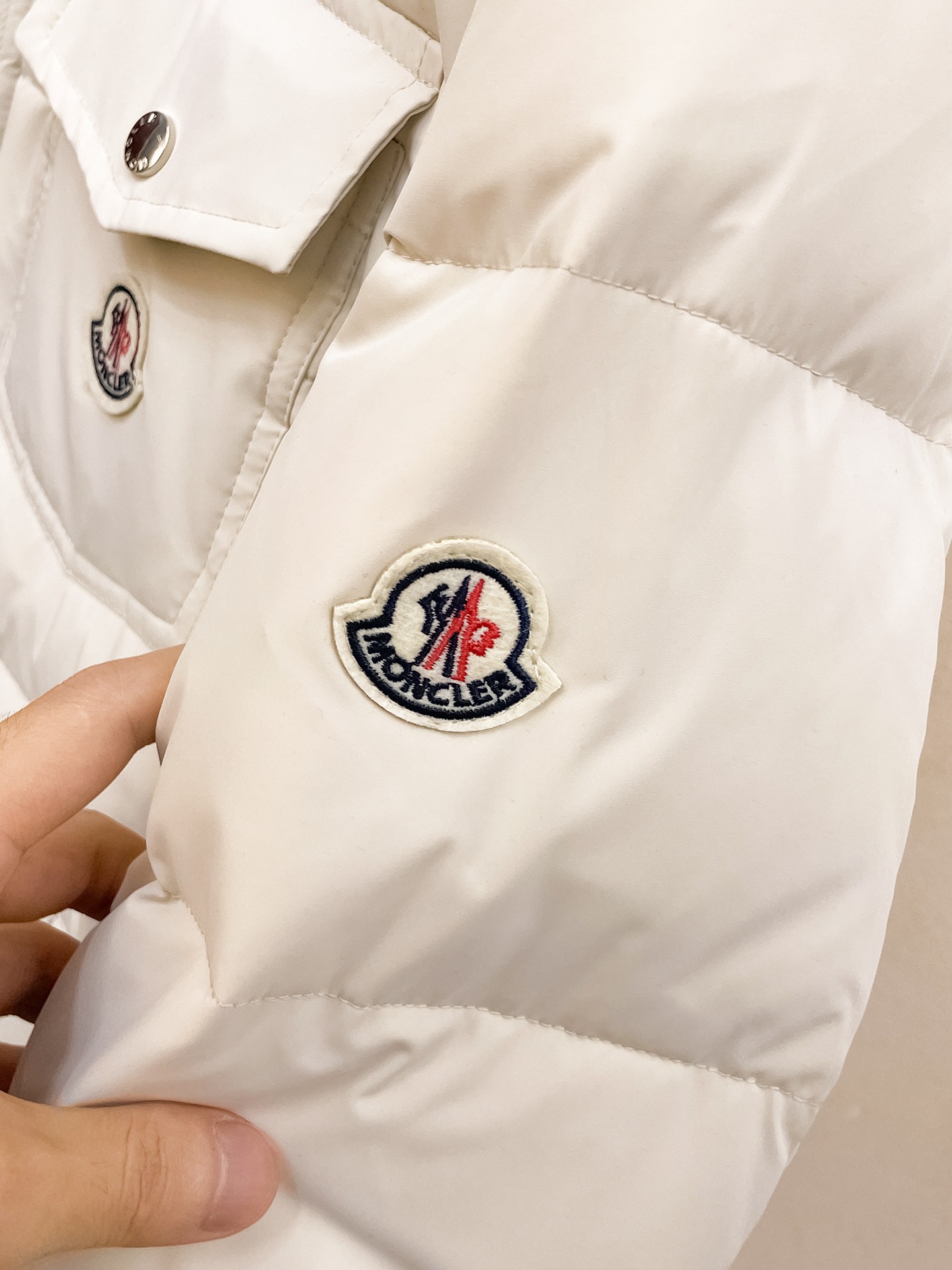 Moncler Down Jacket S-m-l-xl
