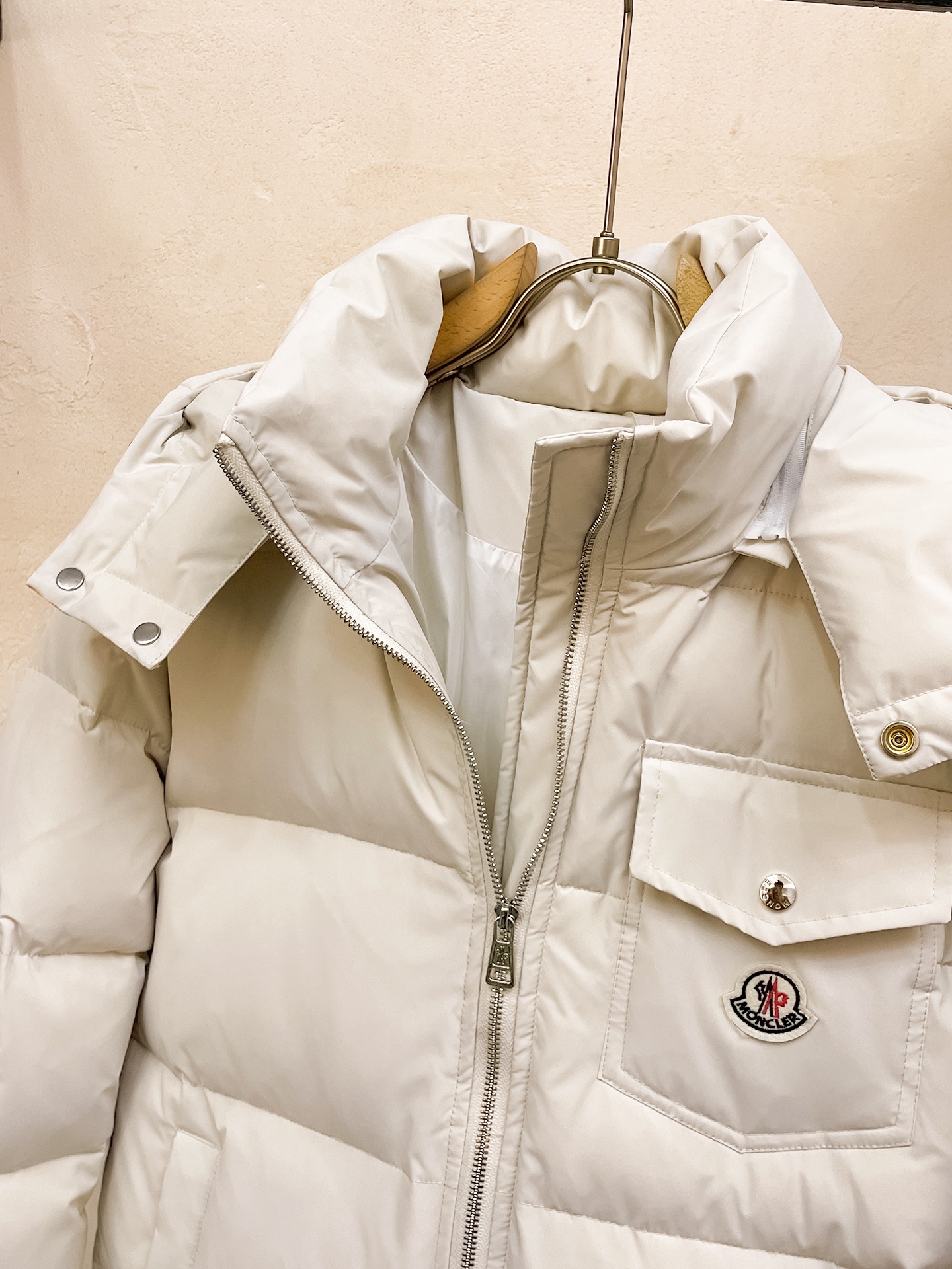 Moncler Down Jacket S-m-l-xl