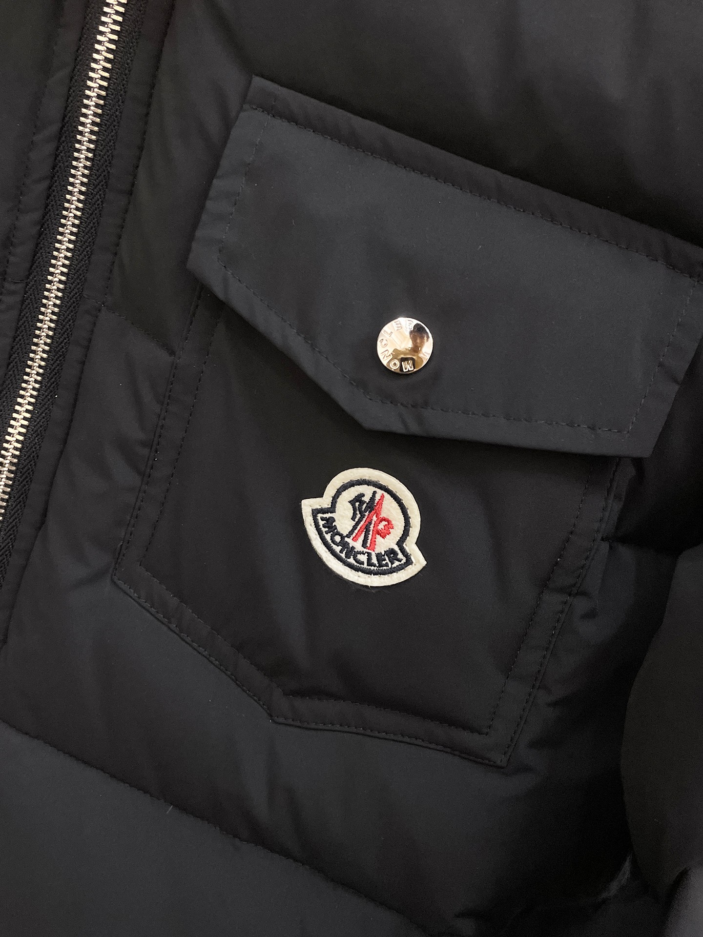 Moncler Down Jacket S-m-l-xl