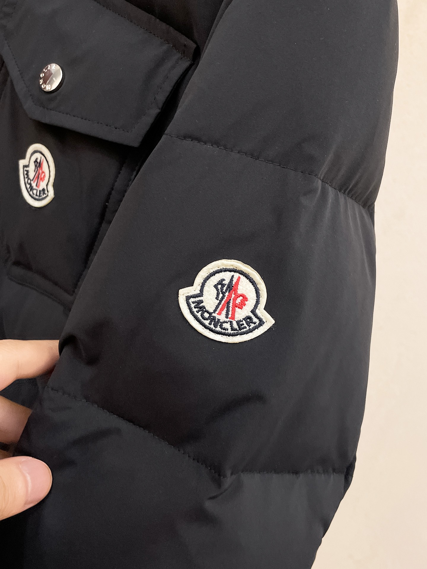 Moncler Down Jacket S-m-l-xl