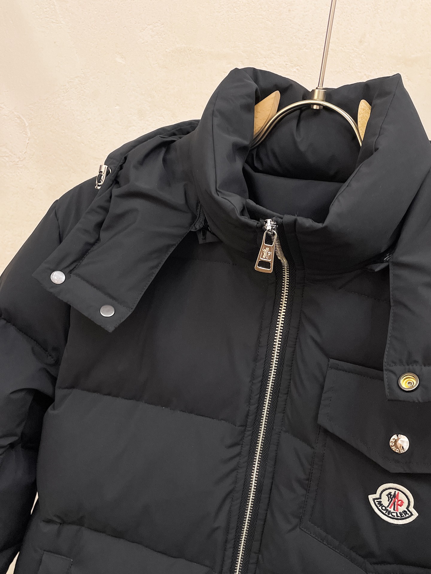 Moncler Down Jacket S-m-l-xl