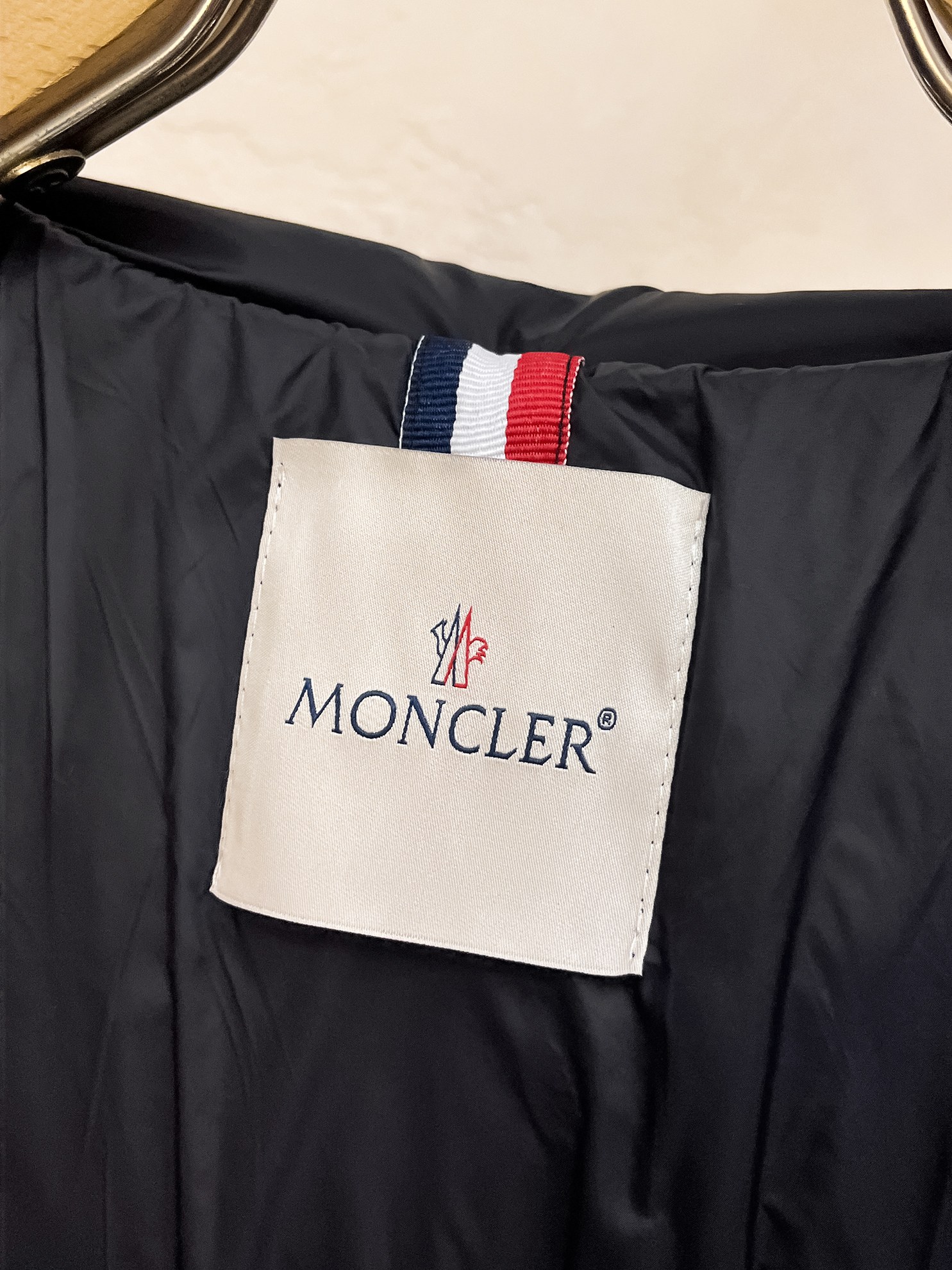 Moncler Down Jacket S-m-l-xl