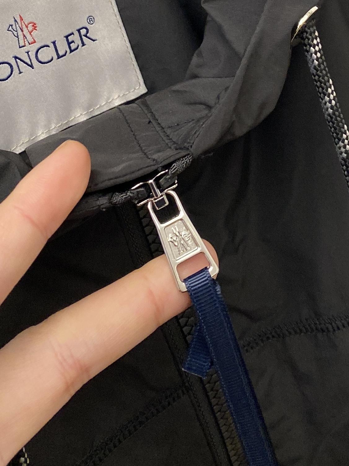 Moncler Jacket M-l-xl