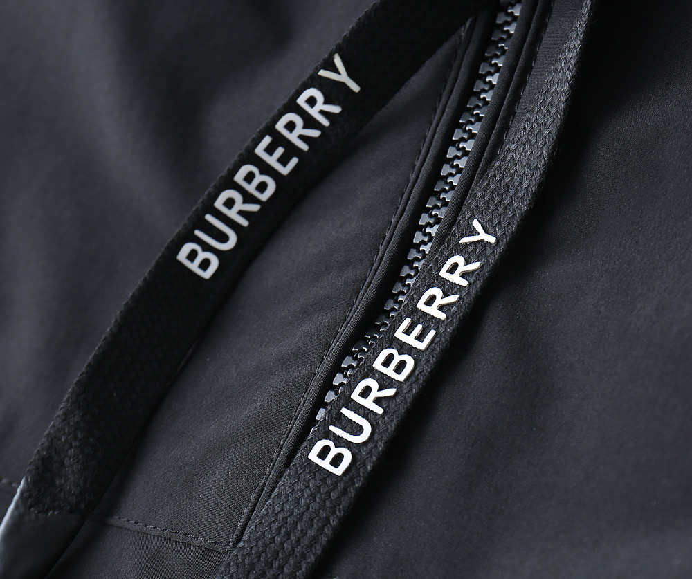 Burberry Jacket M-xxxl