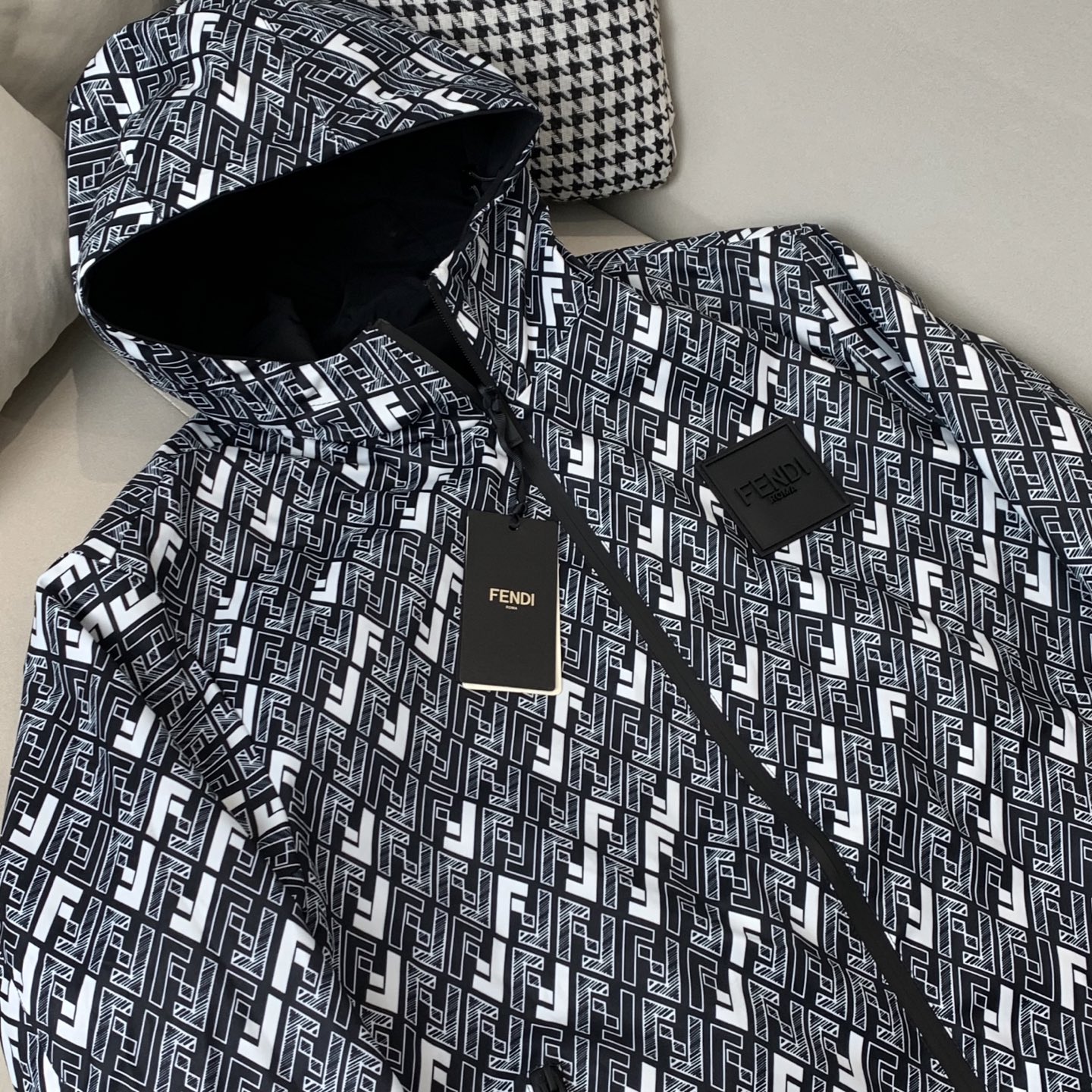 Fendi Jacket M-xxxl