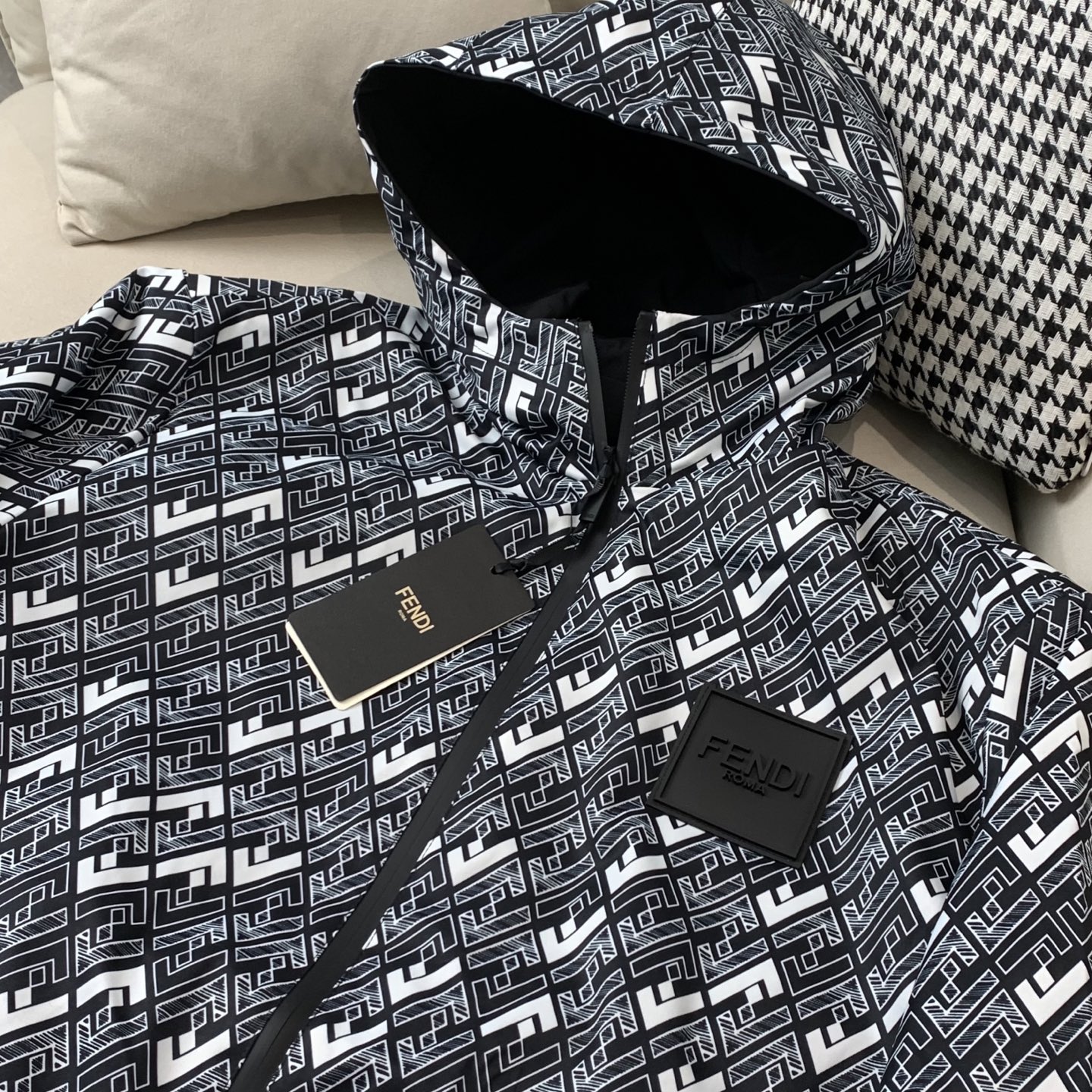Fendi Jacket M-xxxl