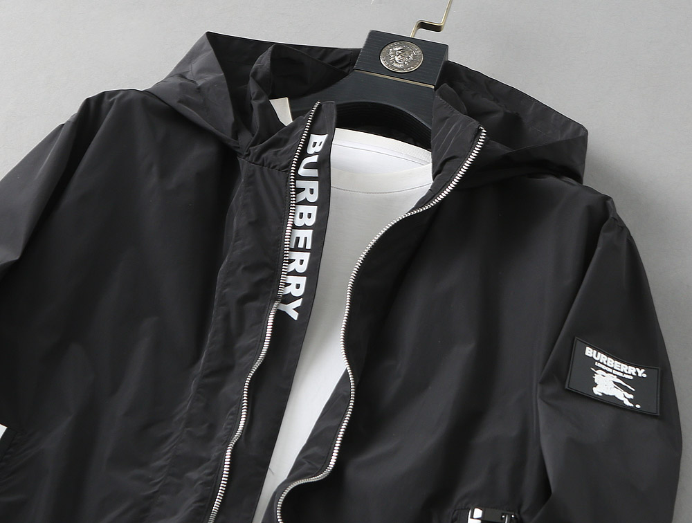 Burberry Jacket M-xxxl