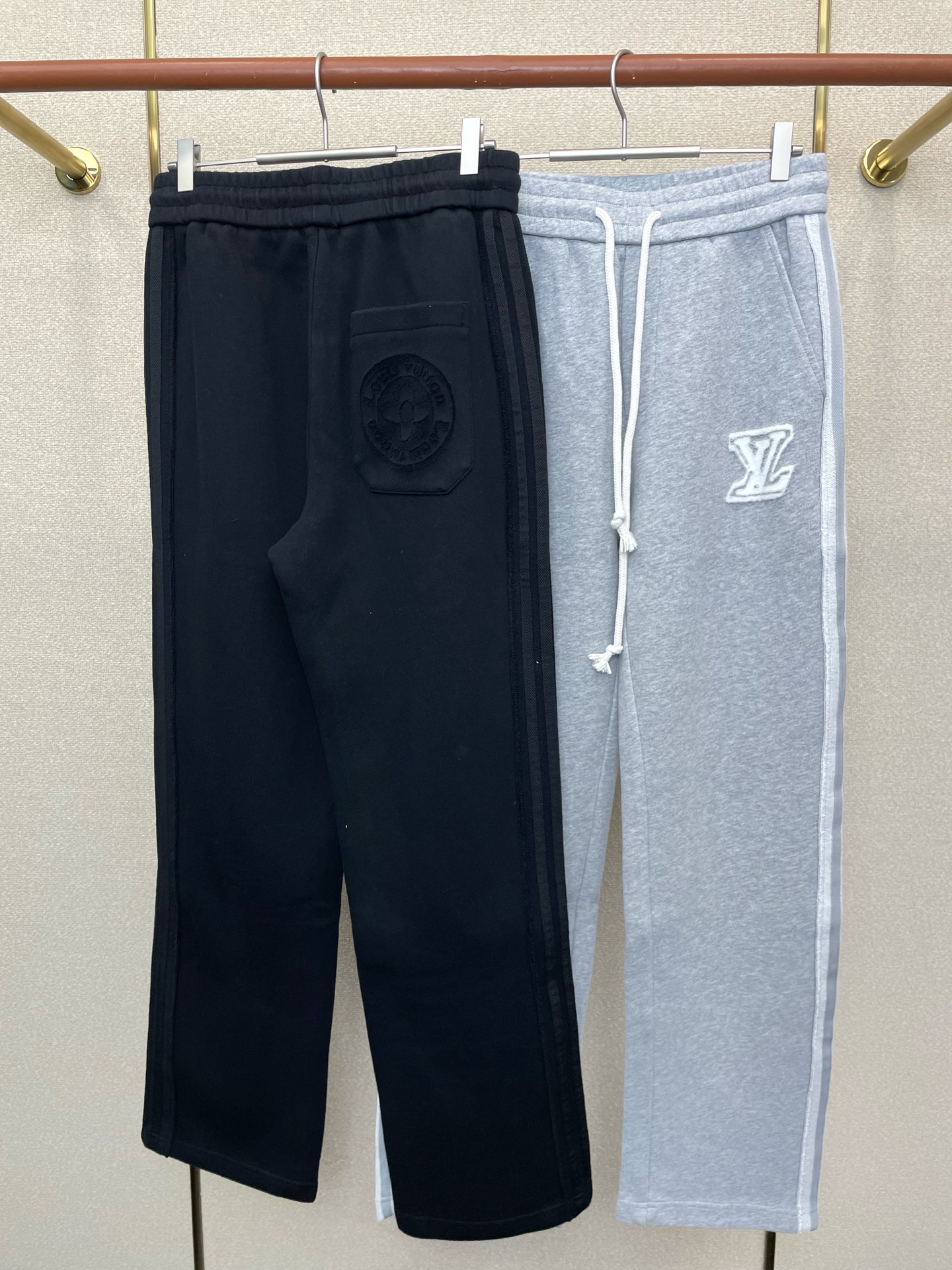Louis Vuitton Basic Clothing S-m-l-xl