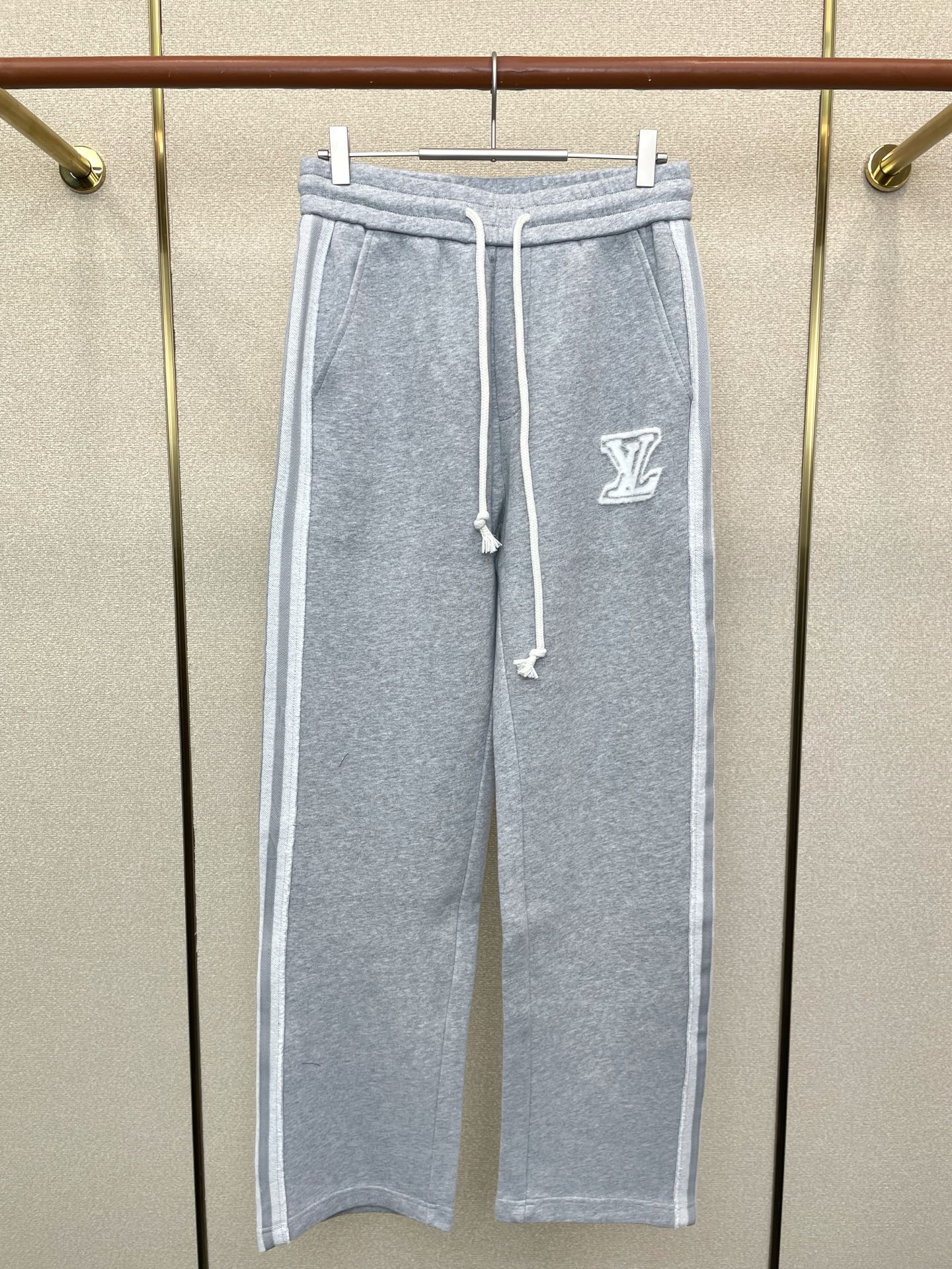 Louis Vuitton Basic Clothing S-m-l-xl
