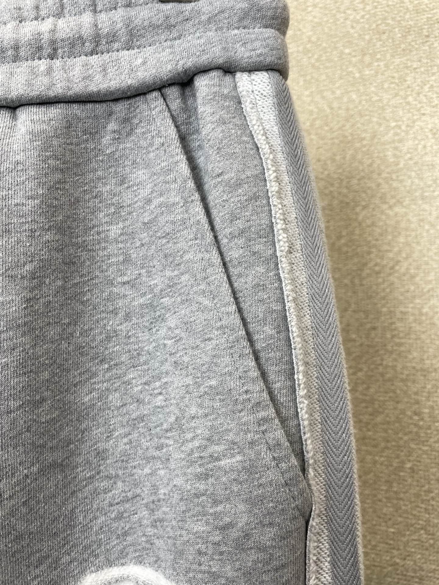 Louis Vuitton Basic Clothing S-m-l-xl